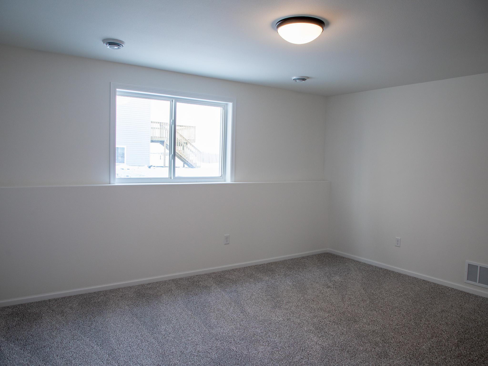 300 Lionheart S Drive, Horace ND 58047 - Photo 12 of 18