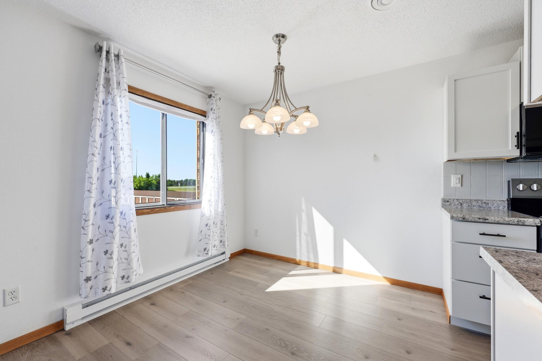 341 Prairiewood S Circle, Unit 301, Fargo ND 58103 - Photo 5 of 14