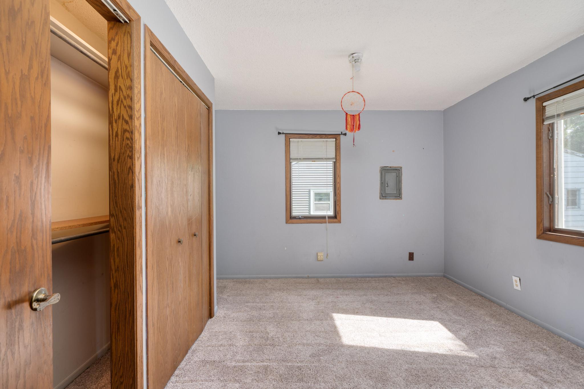 207 NE 7th Street, Grand Rapids MN 55744 - Photo 2 of 9