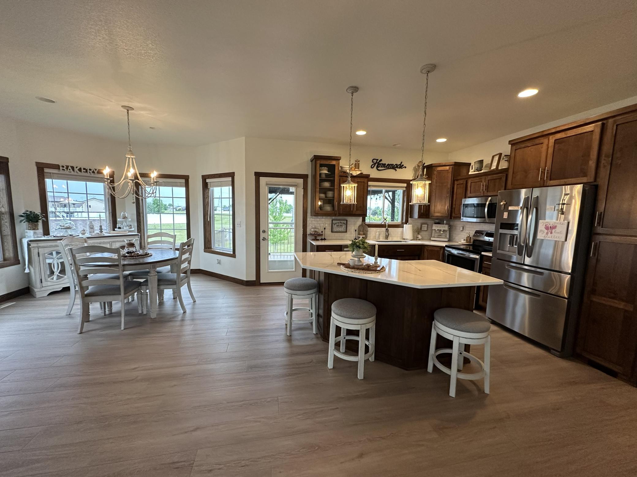 5002 45th S Avenue, Fargo ND 58104 - Photo 8 of 70