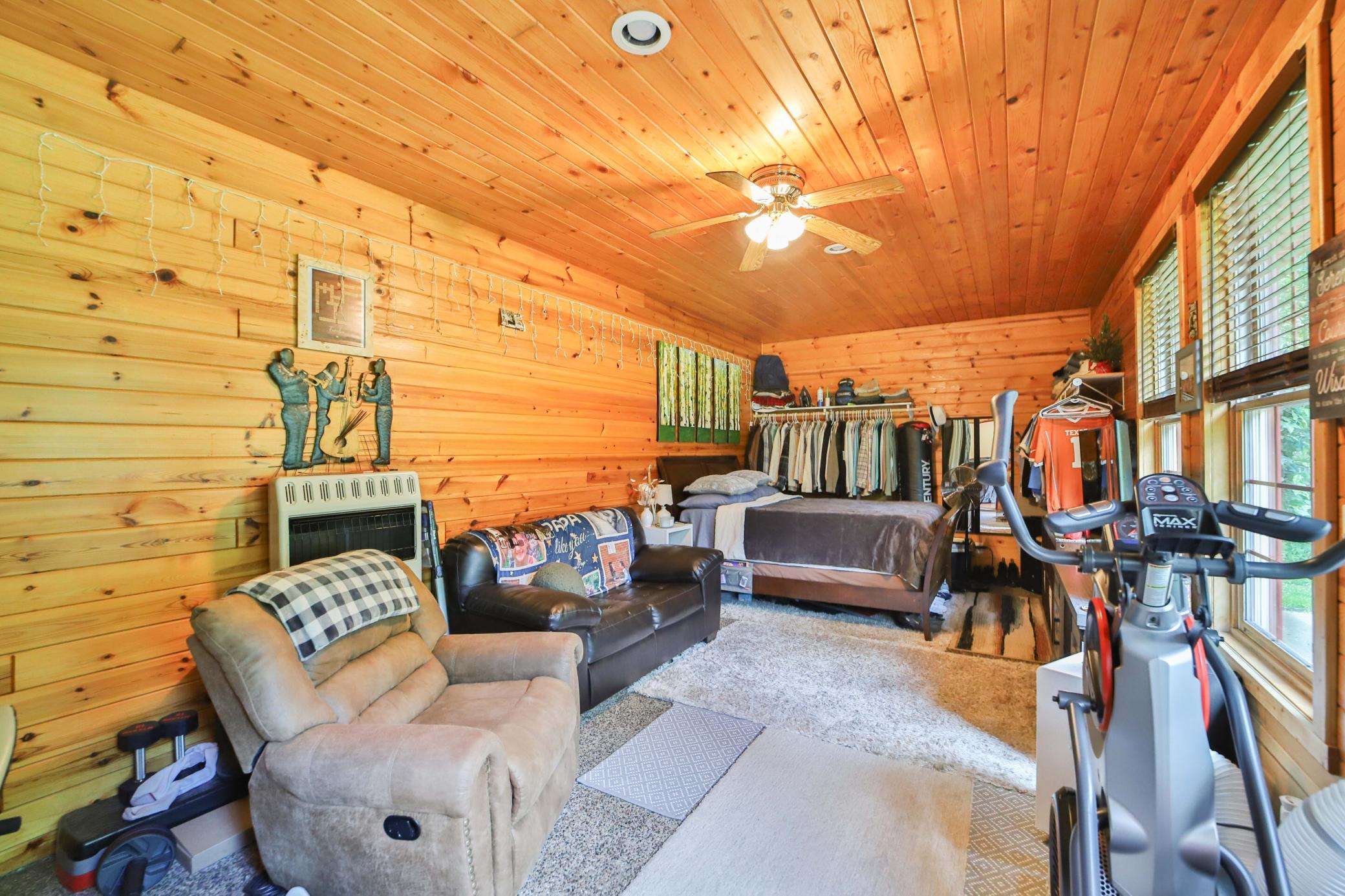 2002 single family home for sale at 6740 Saint Mathias Road in Brainerd, MN — 3 bed, 2 bath (photo 19 of 52)