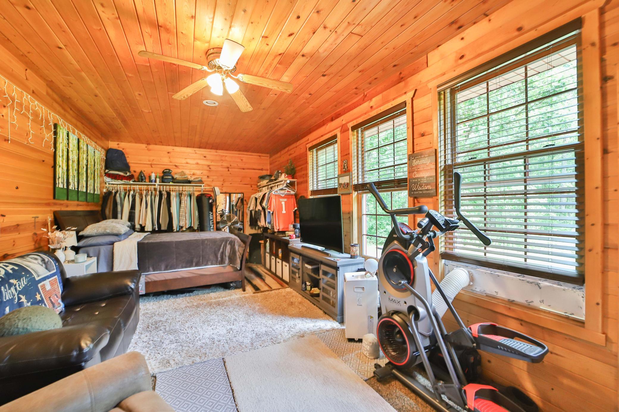 2002 single family home for sale at 6740 Saint Mathias Road in Brainerd, MN — 3 bed, 2 bath (photo 20 of 52)