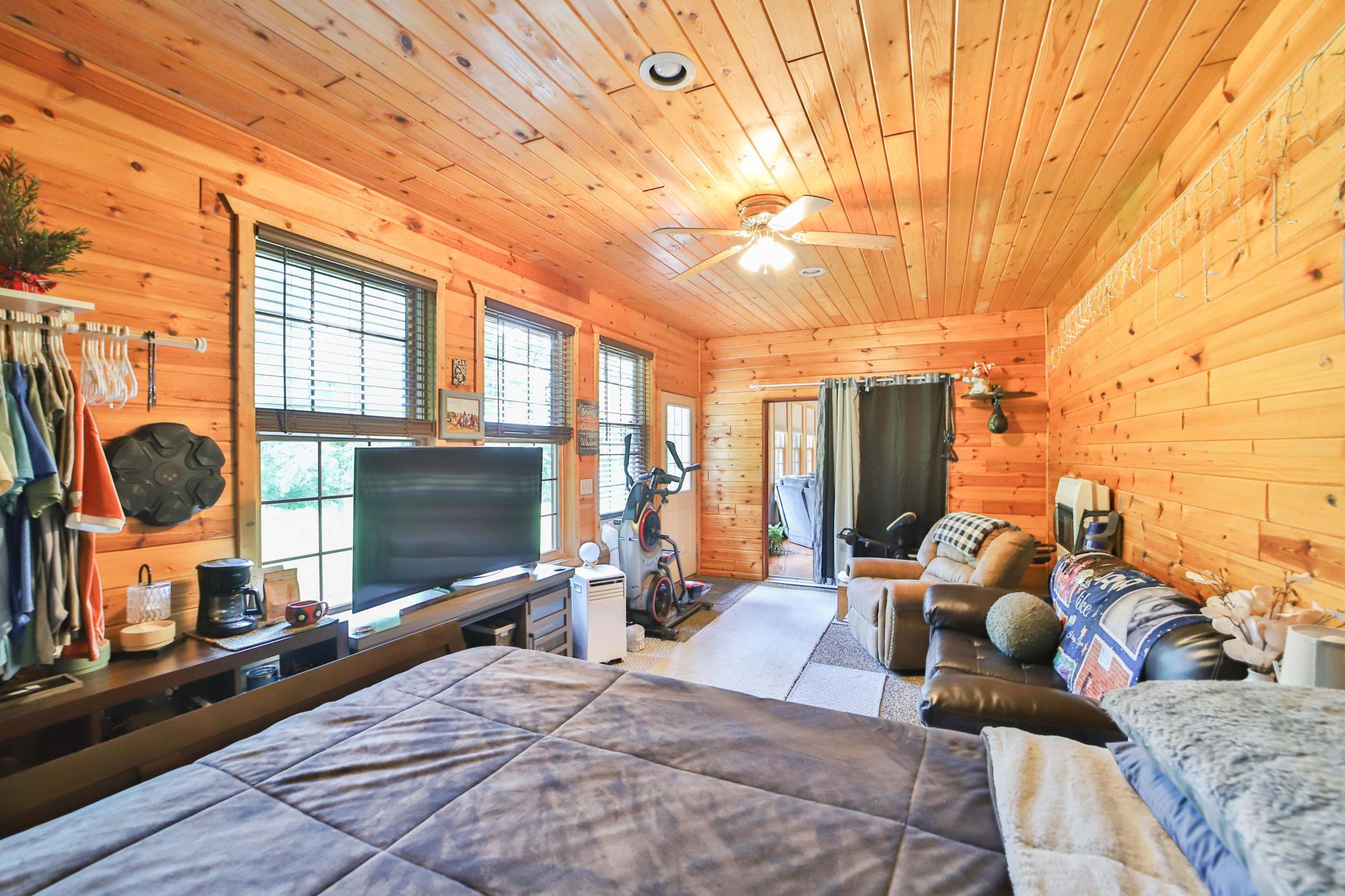 2002 single family home for sale at 6740 Saint Mathias Road in Brainerd, MN — 3 bed, 2 bath (photo 22 of 52)