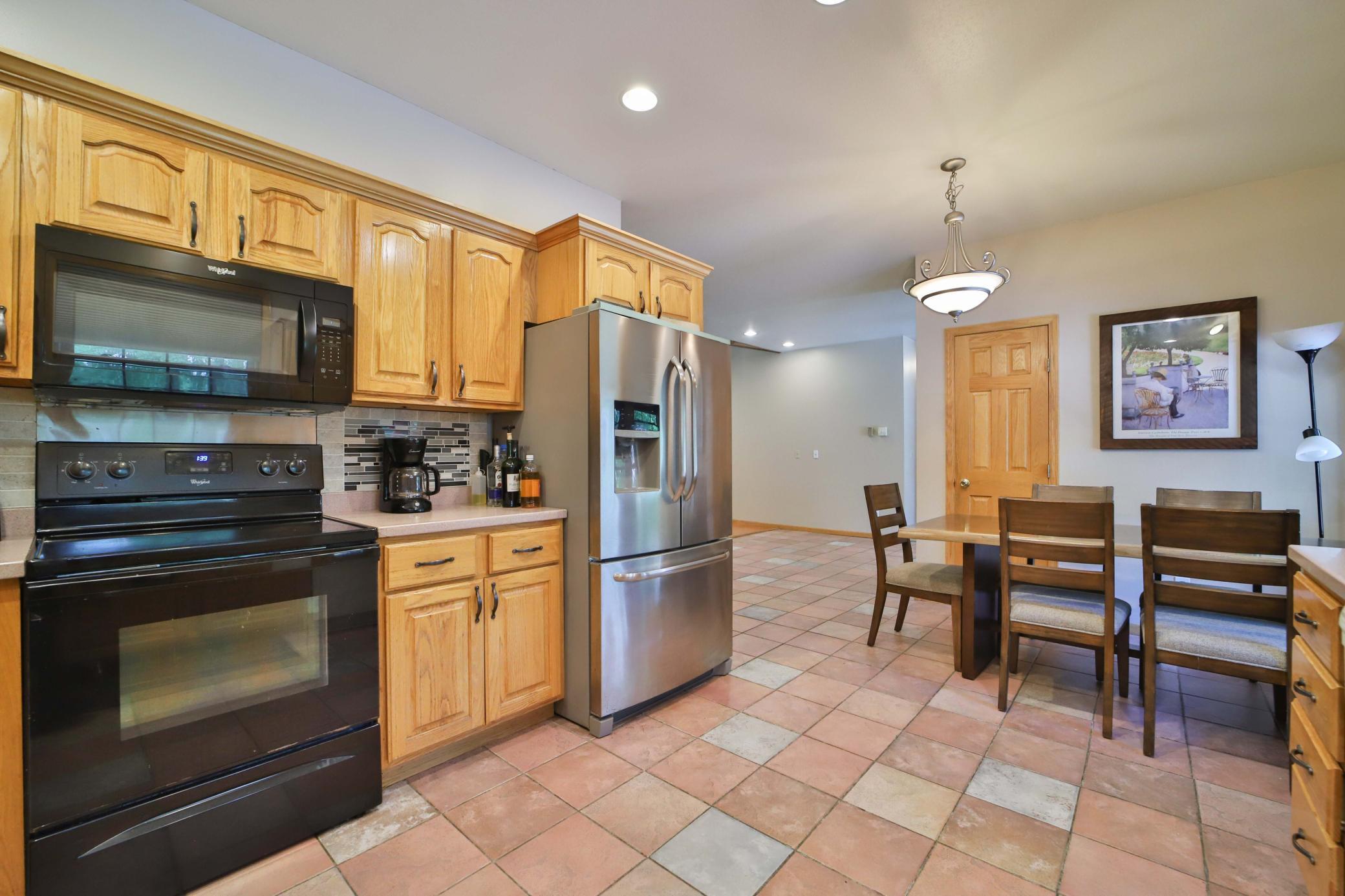 2002 single family home for sale at 6740 Saint Mathias Road in Brainerd, MN — 3 bed, 2 bath (photo 7 of 52)