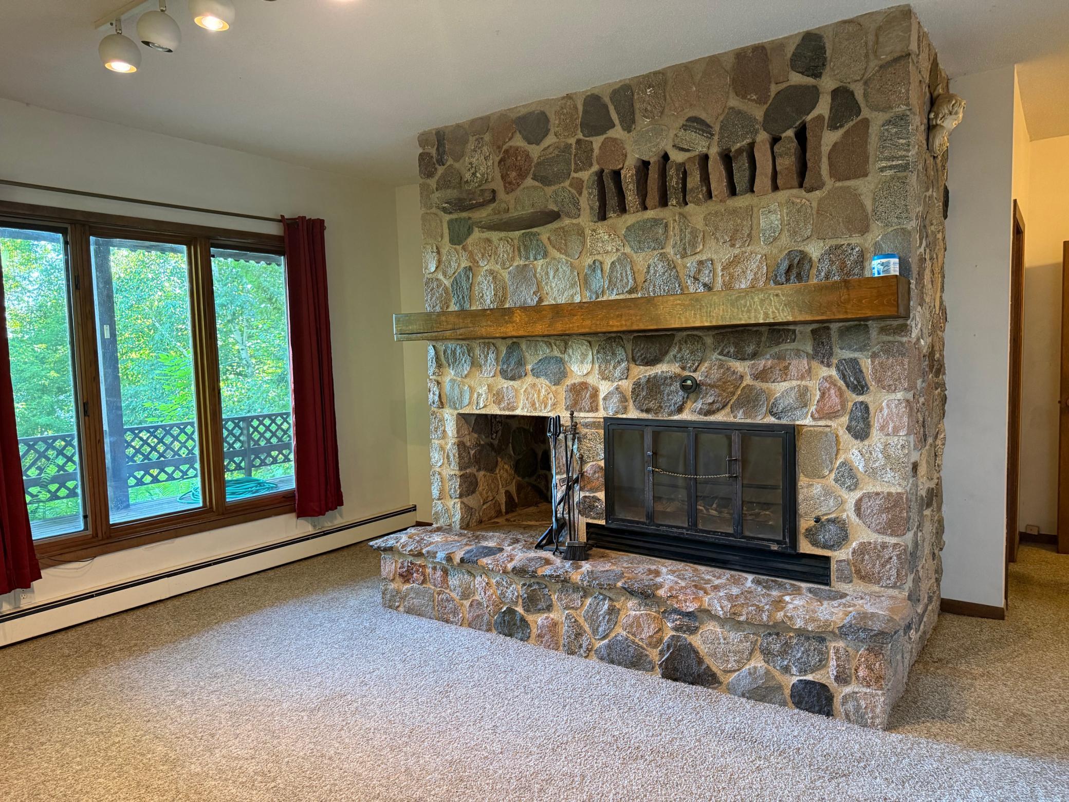 1979 single family home for sale at 26324 Paradise Point Road in Detroit Lakes, MN — 5 bed, 2 bath (photo 20 of 41)