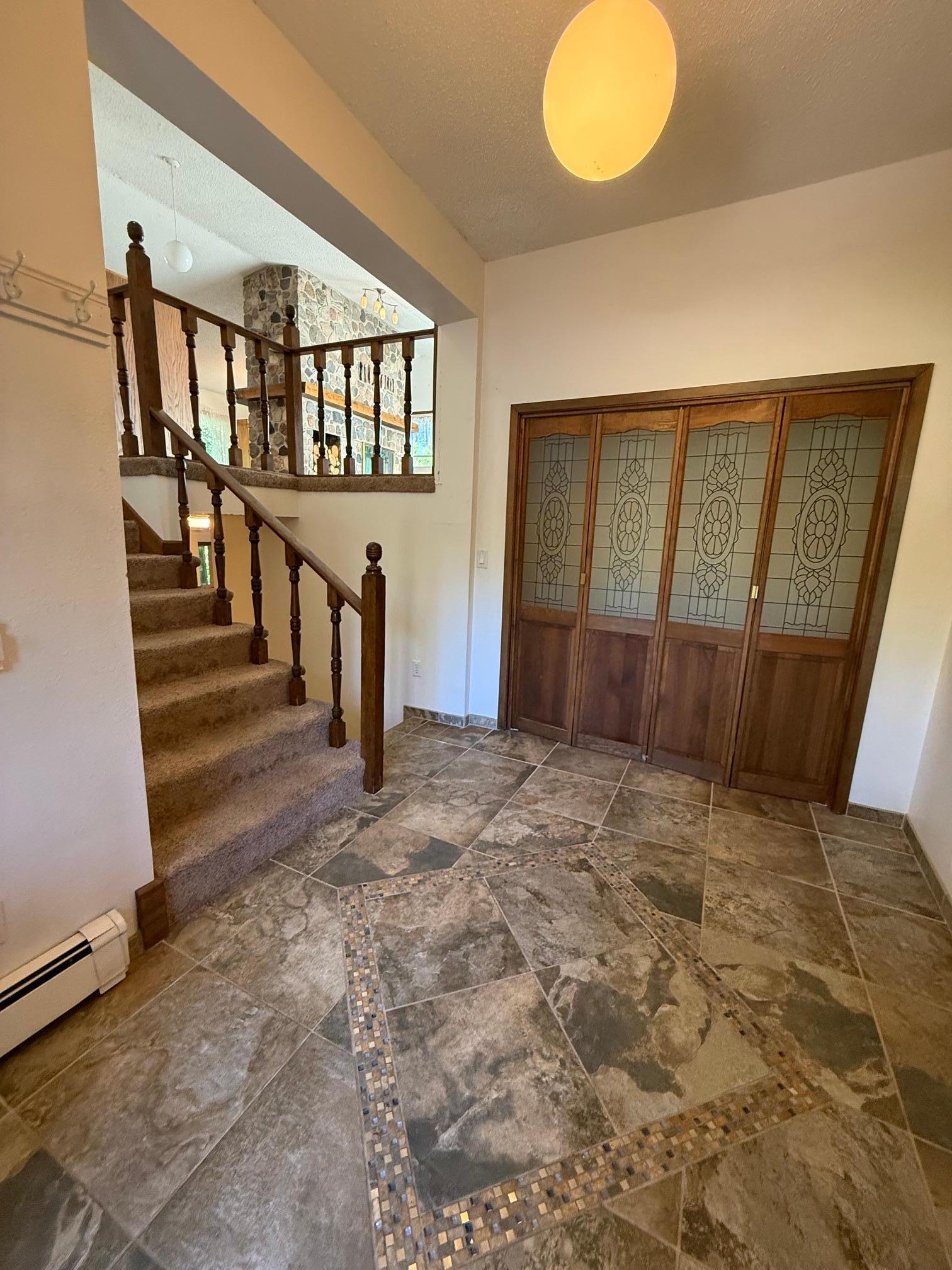 1979 single family home for sale at 26324 Paradise Point Road in Detroit Lakes, MN — 5 bed, 2 bath (photo 3 of 41)