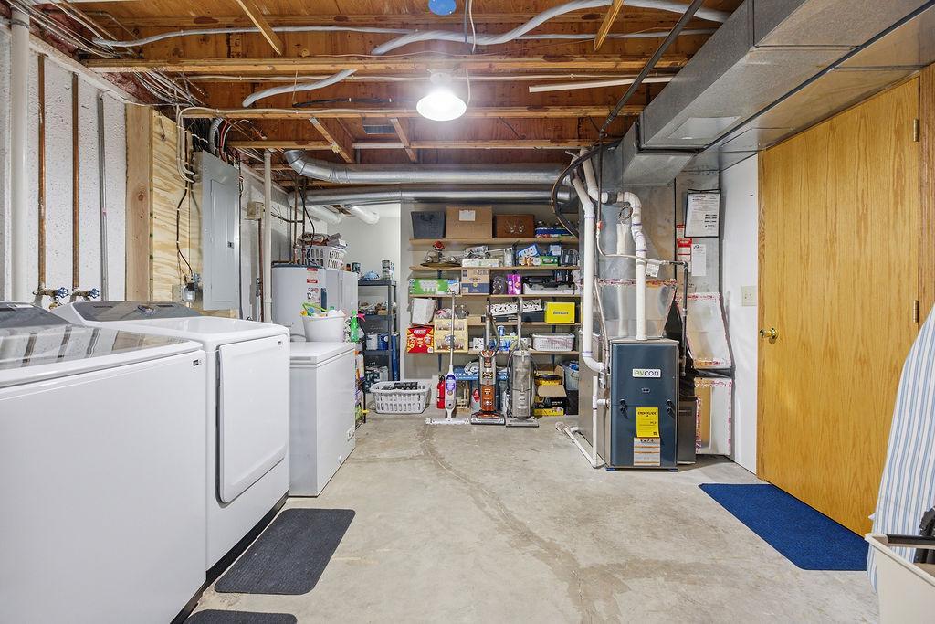 2419 27th S Avenue, Fargo ND 58103 - Photo 45 of 56