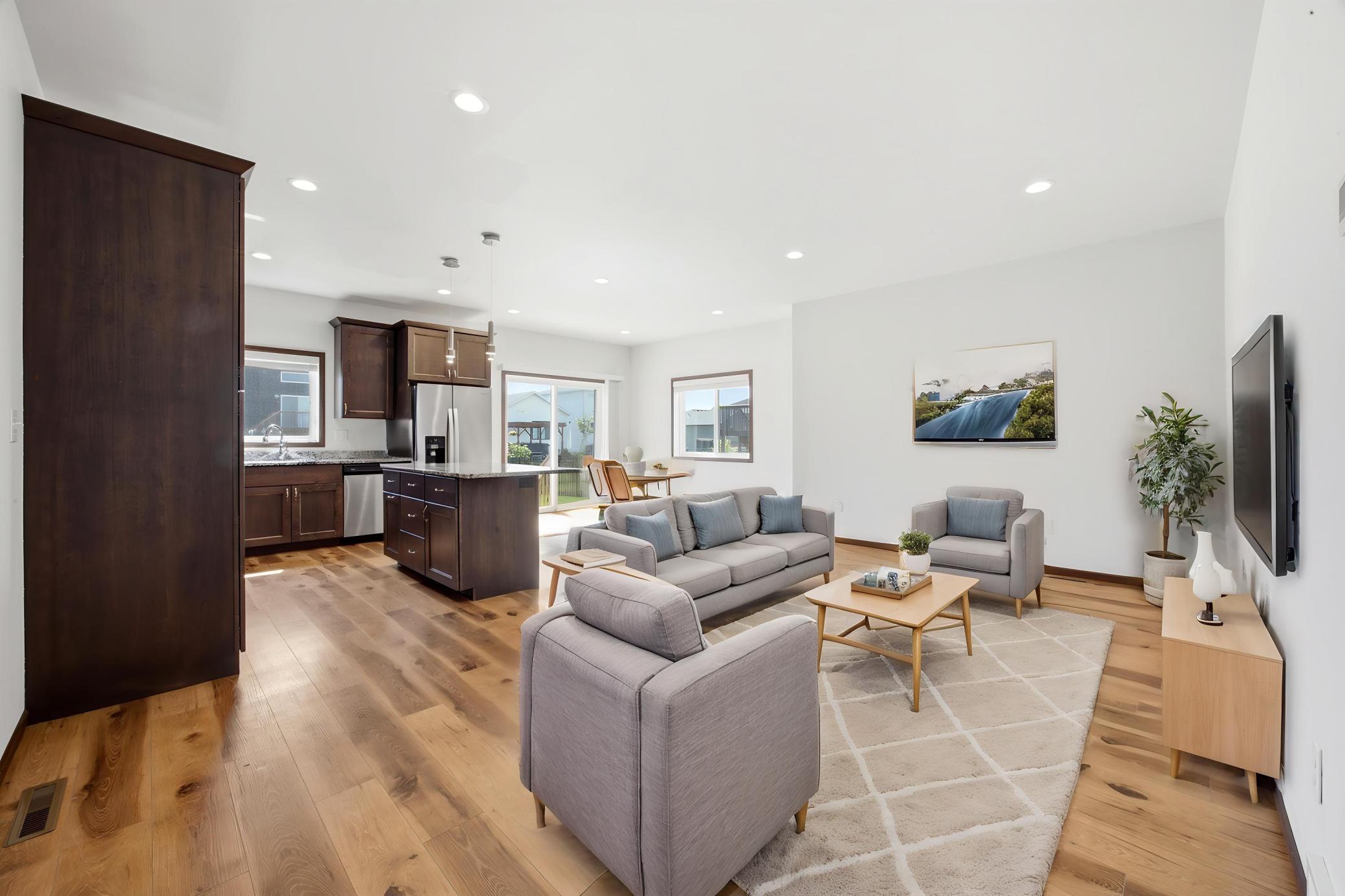 2020 single family home for sale at 5227 11th Street W in West Fargo, ND — 4 bed, 4 bath (photo 6 of 38)