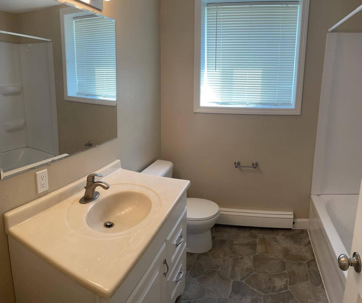 1305 16 1/2 S Street, Fargo ND 58103 - Photo 12 of 30