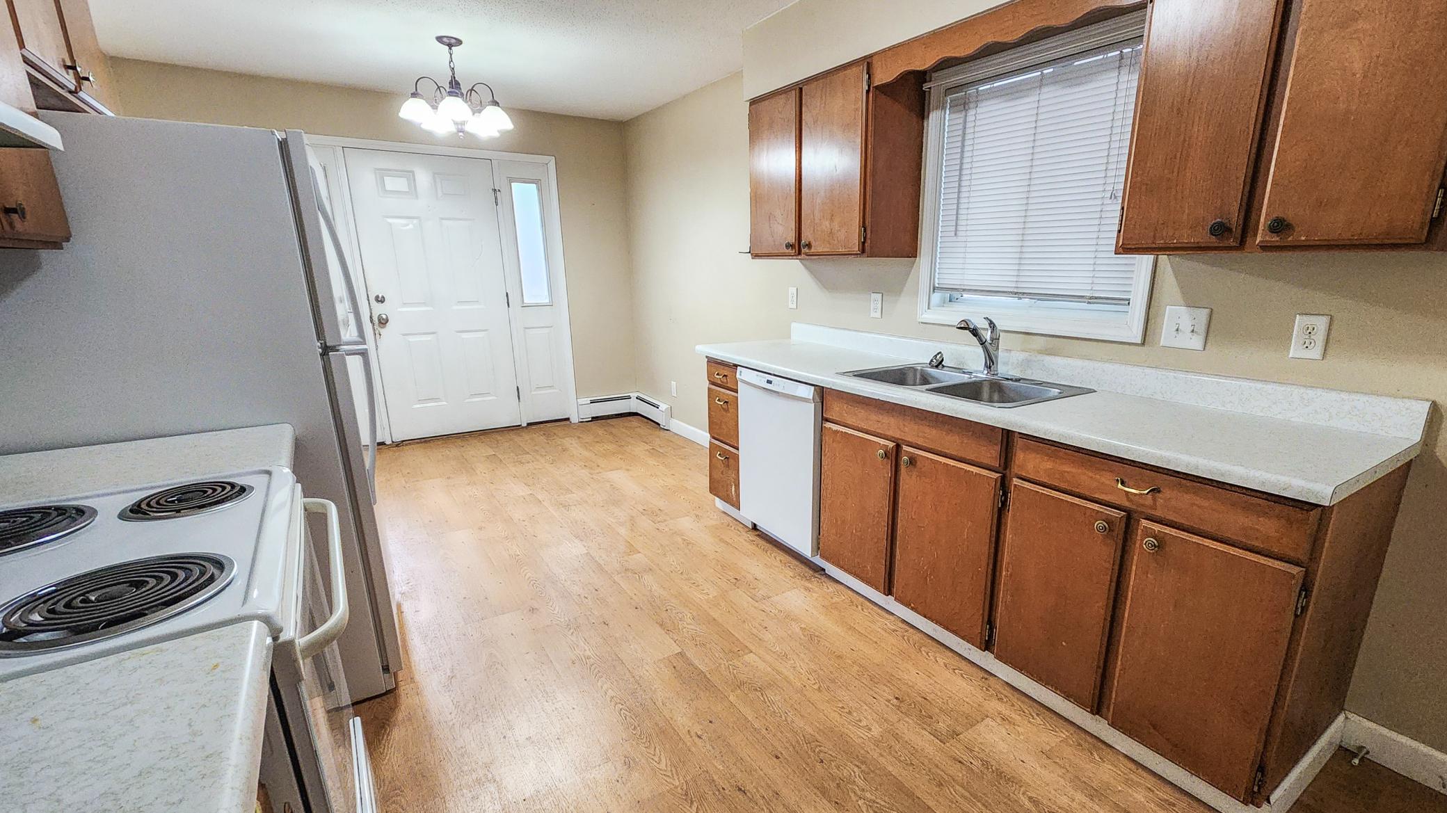 1305 16 1/2 S Street, Fargo ND 58103 - Photo 13 of 30