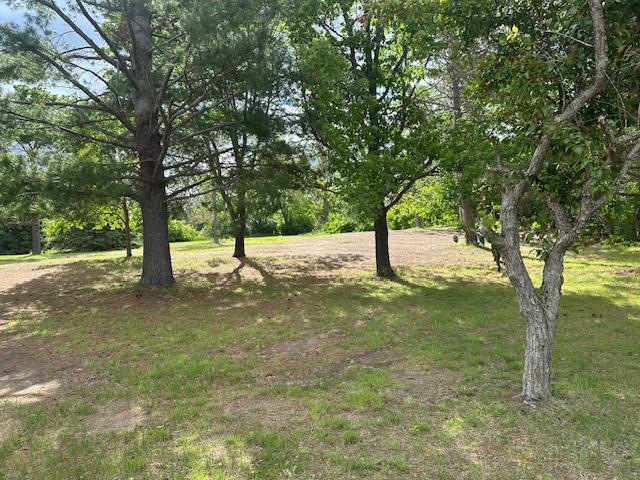 1976 single family home for sale at 1929 Lakeview Drive SW in Bemidji, MN — 4 bed, 2 bath (photo 24 of 26)