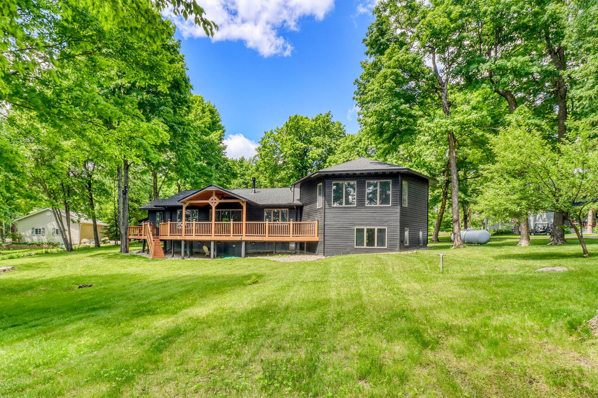 1995 single family home for sale at 16449 Sugar Island Road in Audubon, MN — 4 bed, 4 bath (photo 14 of 91)