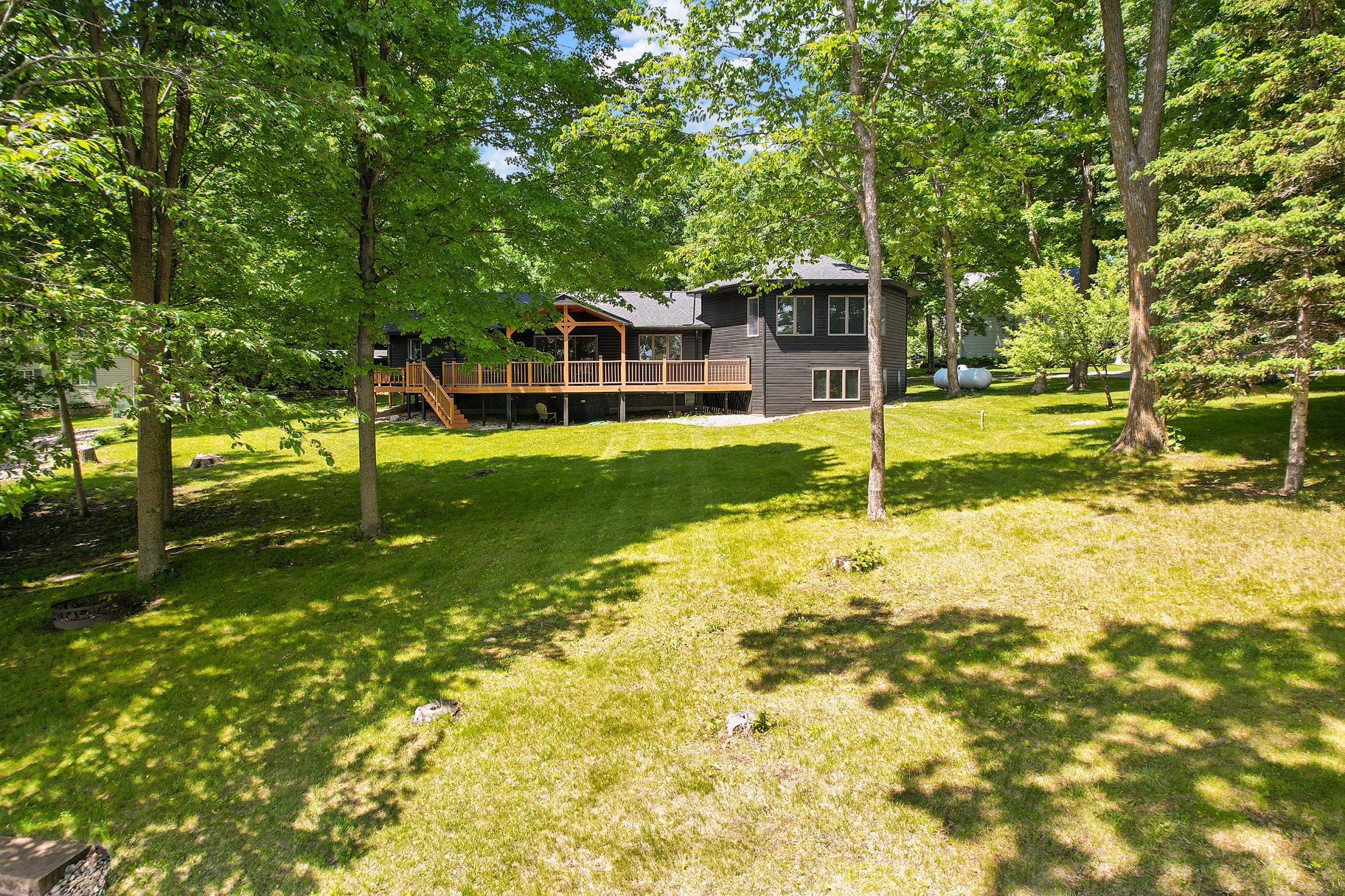 1995 single family home for sale at 16449 Sugar Island Road in Audubon, MN — 4 bed, 4 bath (photo 16 of 91)