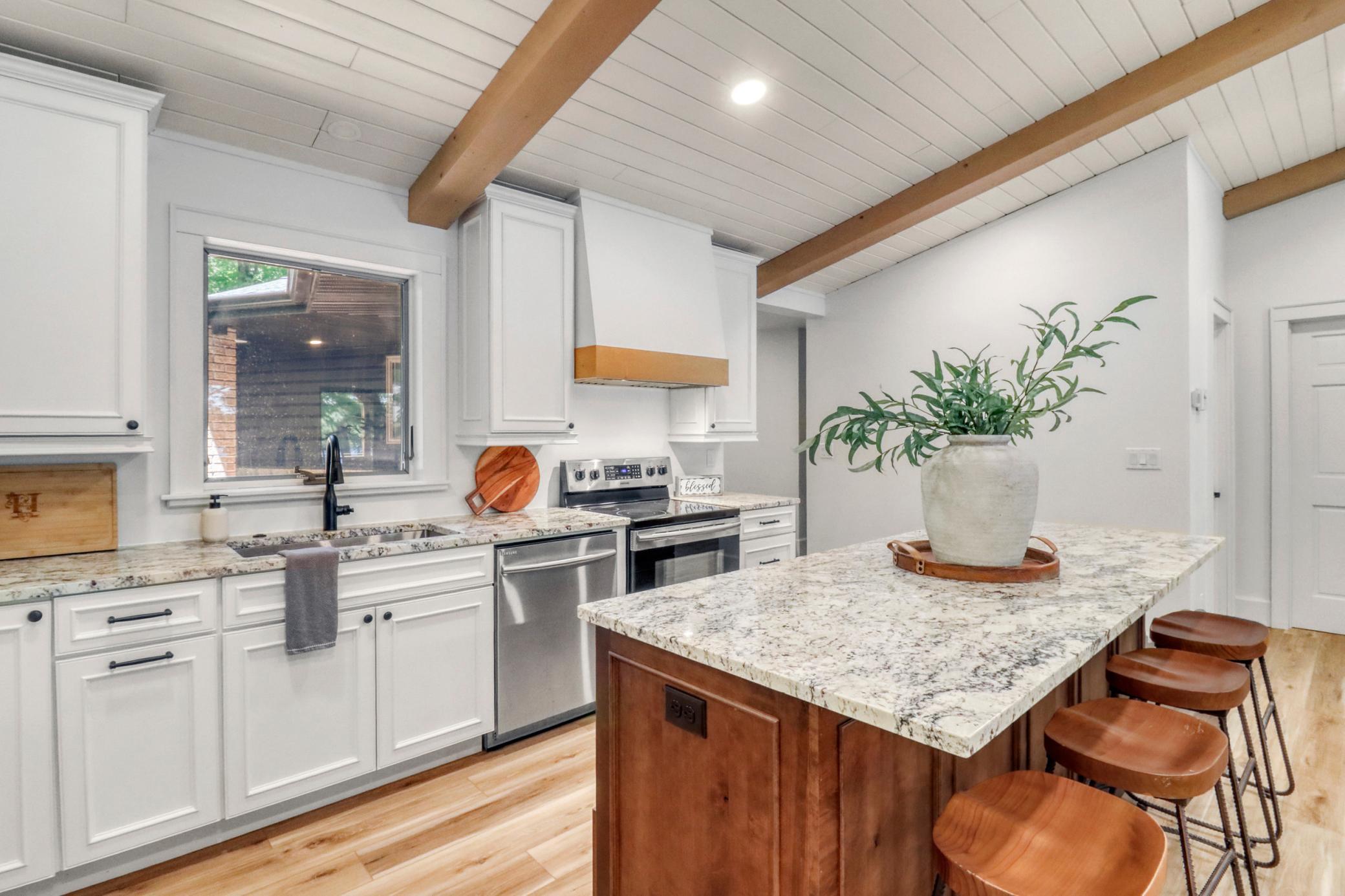 1995 single family home for sale at 16449 Sugar Island Road in Audubon, MN — 4 bed, 4 bath (photo 28 of 91)