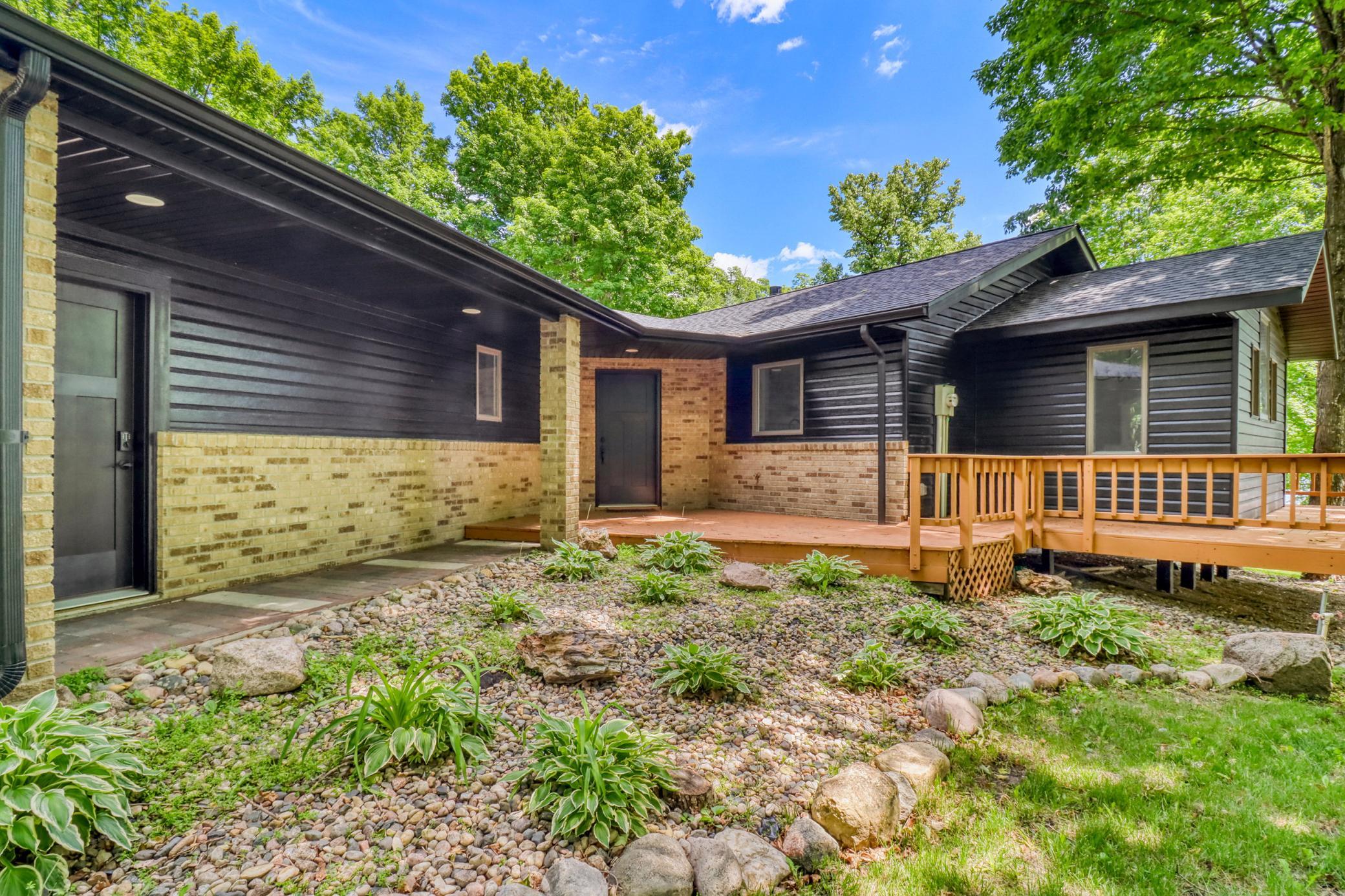 1995 single family home for sale at 16449 Sugar Island Road in Audubon, MN — 4 bed, 4 bath (photo 8 of 91)