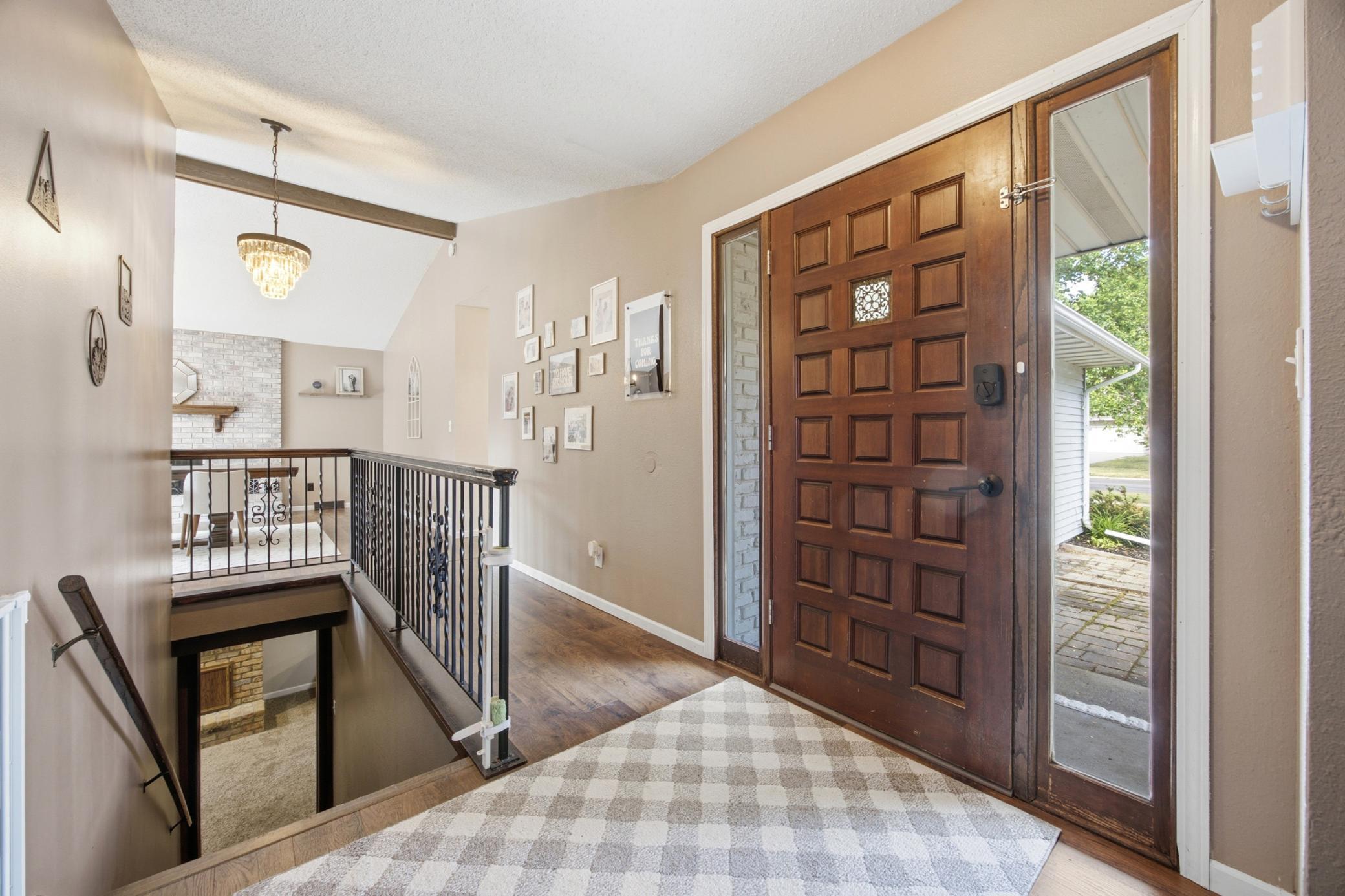 1977 single family home for sale at 57 Prairiewood Drive S in Fargo, ND — 4 bed, 4 bath (photo 9 of 62)