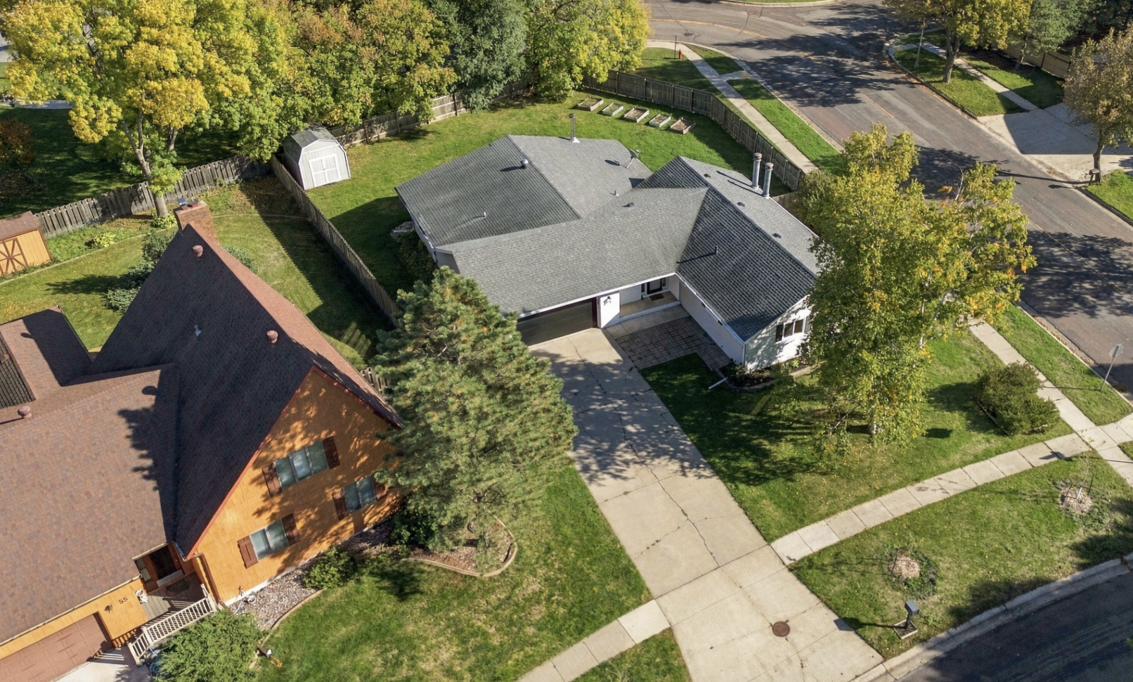 1977 single family home for sale at 57 Prairiewood Drive S in Fargo, ND — 4 bed, 4 bath (photo 44 of 53)