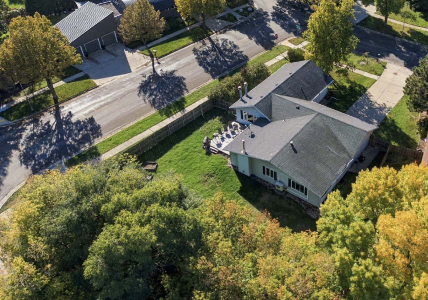 1977 single family home for sale at 57 Prairiewood Drive S in Fargo, ND — 4 bed, 4 bath (photo 47 of 53)