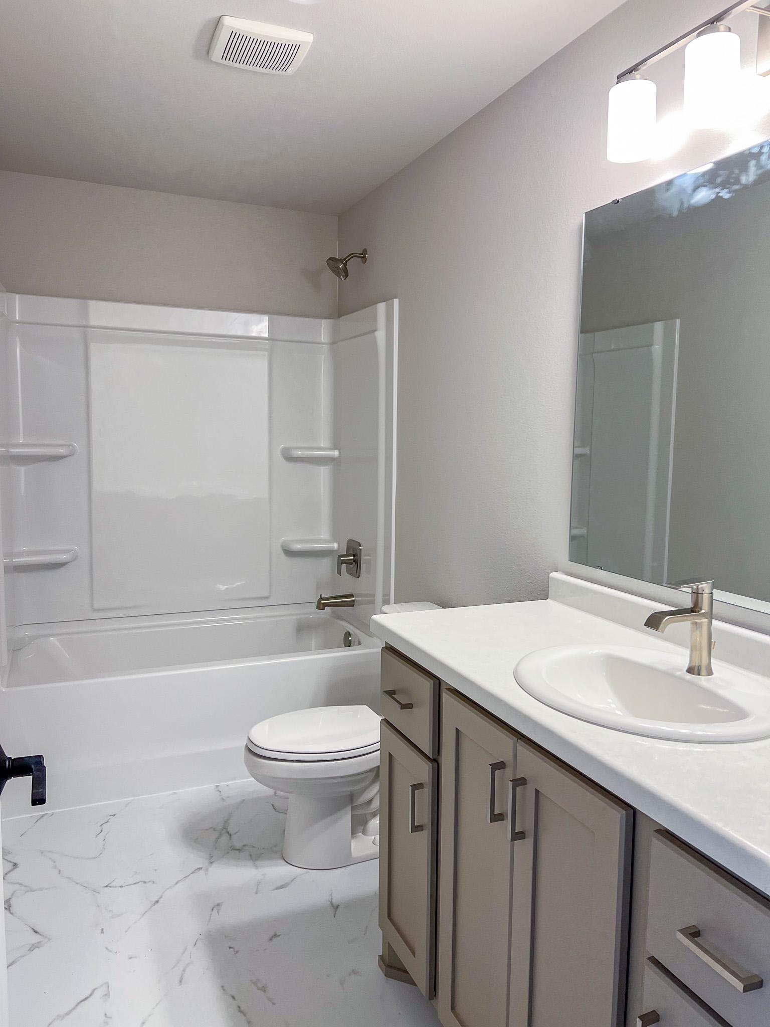 6722 Meadow View S Drive, Fargo ND 58104 - Photo 25 of 35