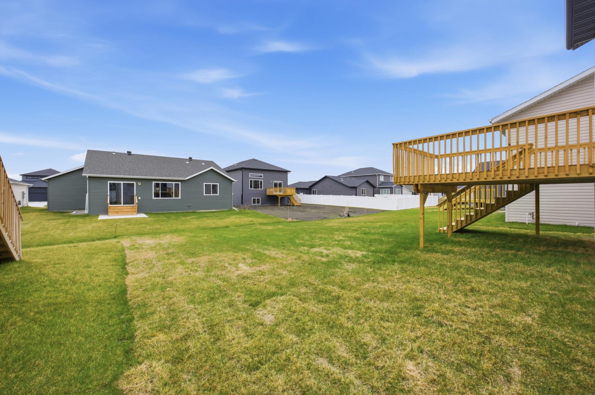 6722 Meadow View S Drive, Fargo ND 58104 - Photo 33 of 35