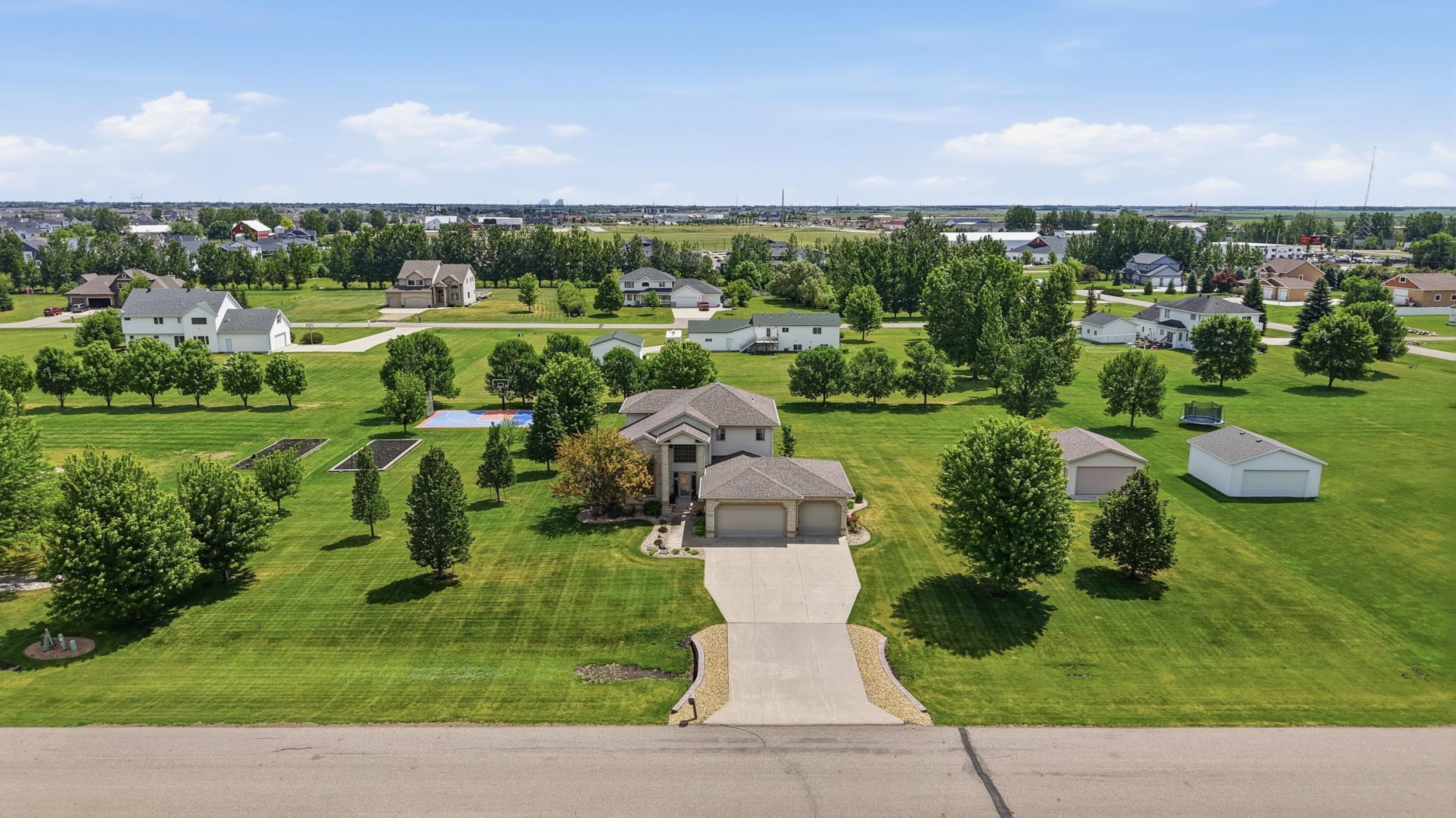 5012 2nd E Street, West Fargo ND 58078 - Photo 39 of 47