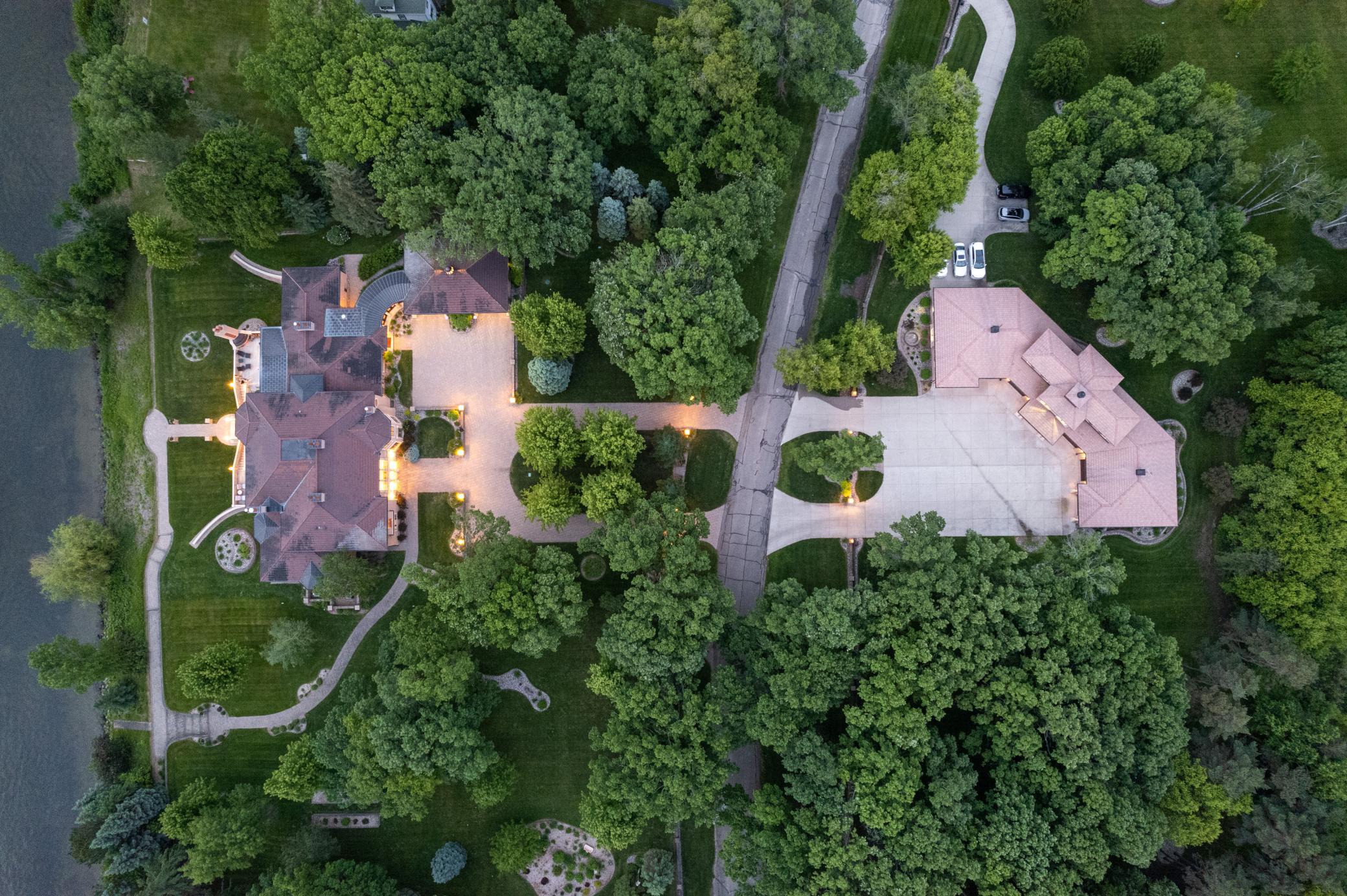 2005 single family home for sale at 45329 Red Pine Loop in Perham, MN — 6 bed, 8 bath (photo 12 of 114)