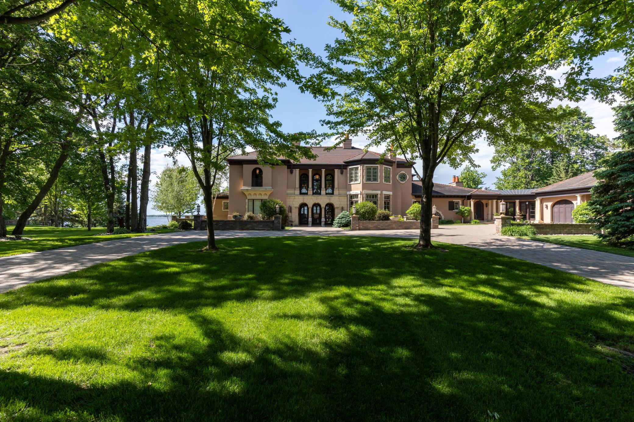2005 single family home for sale at 45329 Red Pine Loop in Perham, MN — 6 bed, 8 bath (photo 14 of 114)