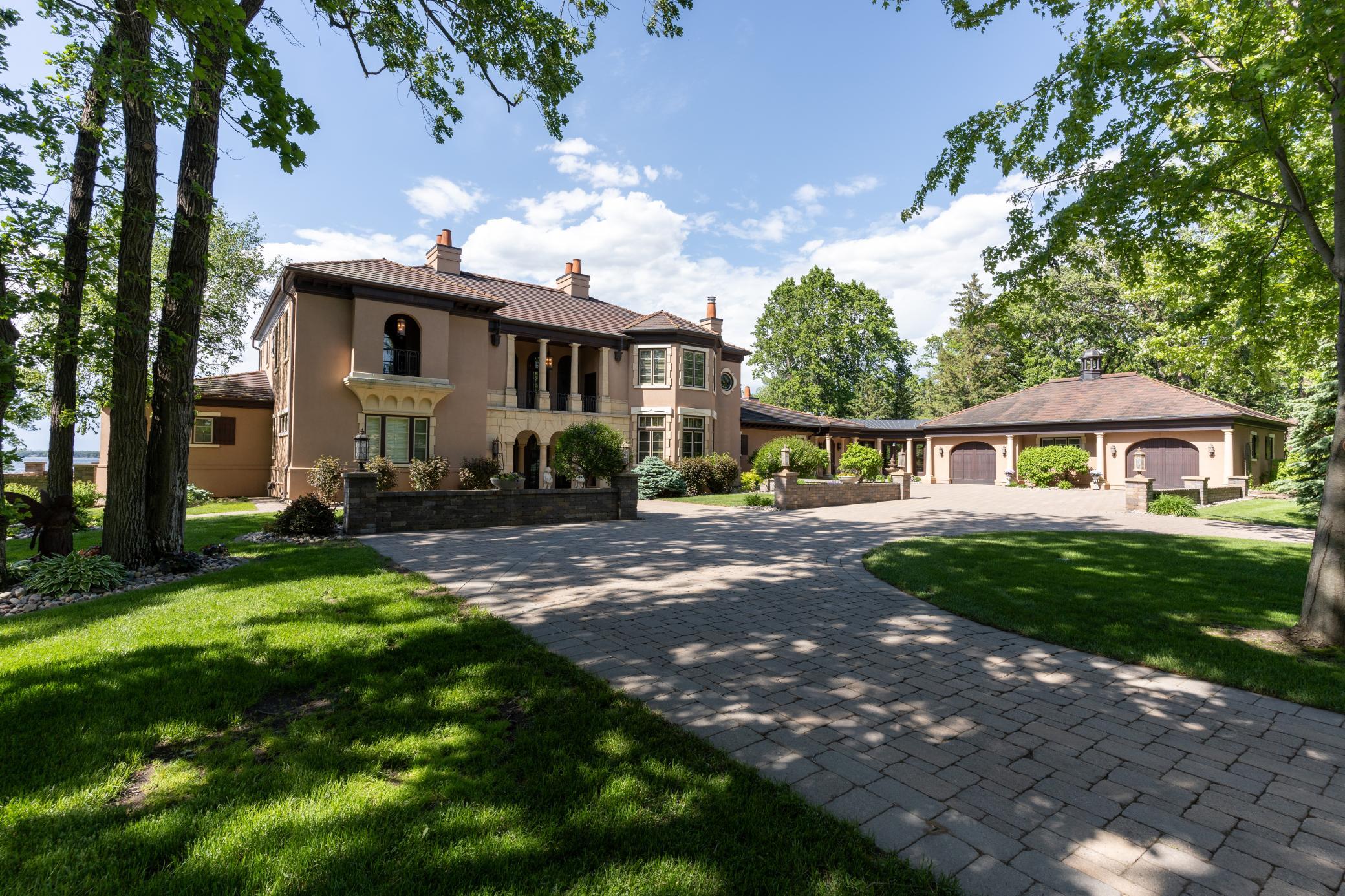 2005 single family home for sale at 45329 Red Pine Loop in Perham, MN — 6 bed, 8 bath (photo 16 of 114)