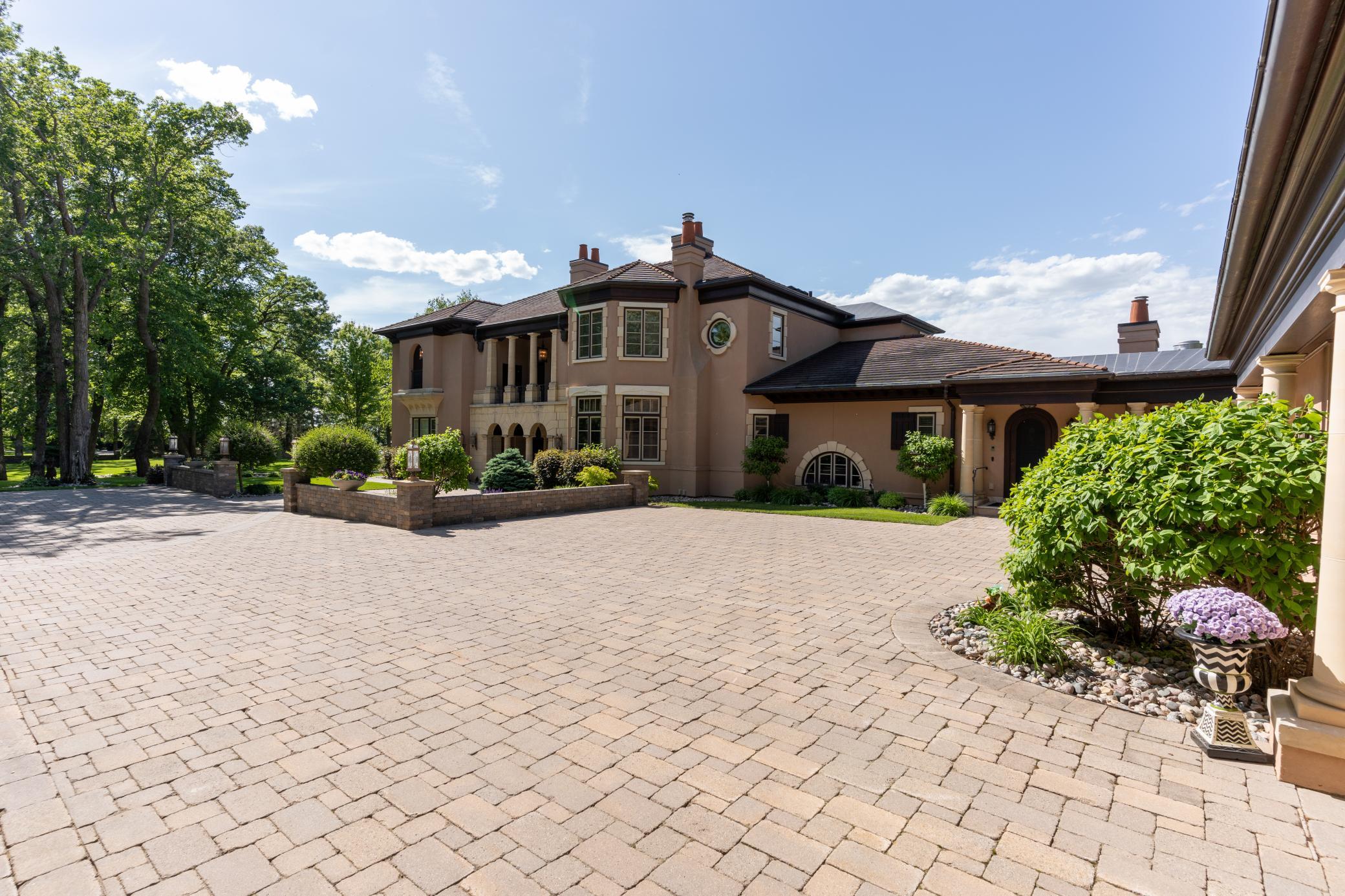 2005 single family home for sale at 45329 Red Pine Loop in Perham, MN — 6 bed, 8 bath (photo 17 of 114)