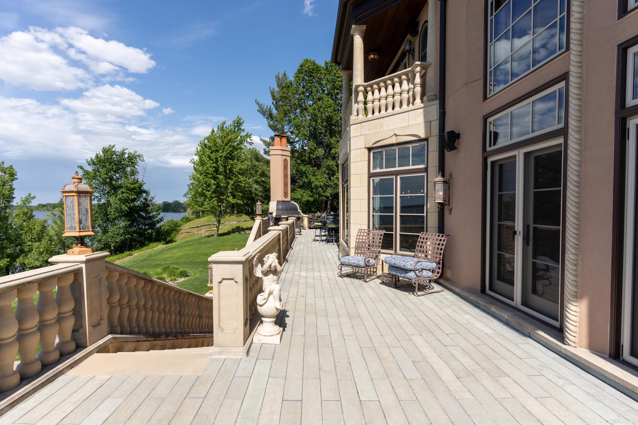2005 single family home for sale at 45329 Red Pine Loop in Perham, MN — 6 bed, 8 bath (photo 37 of 114)