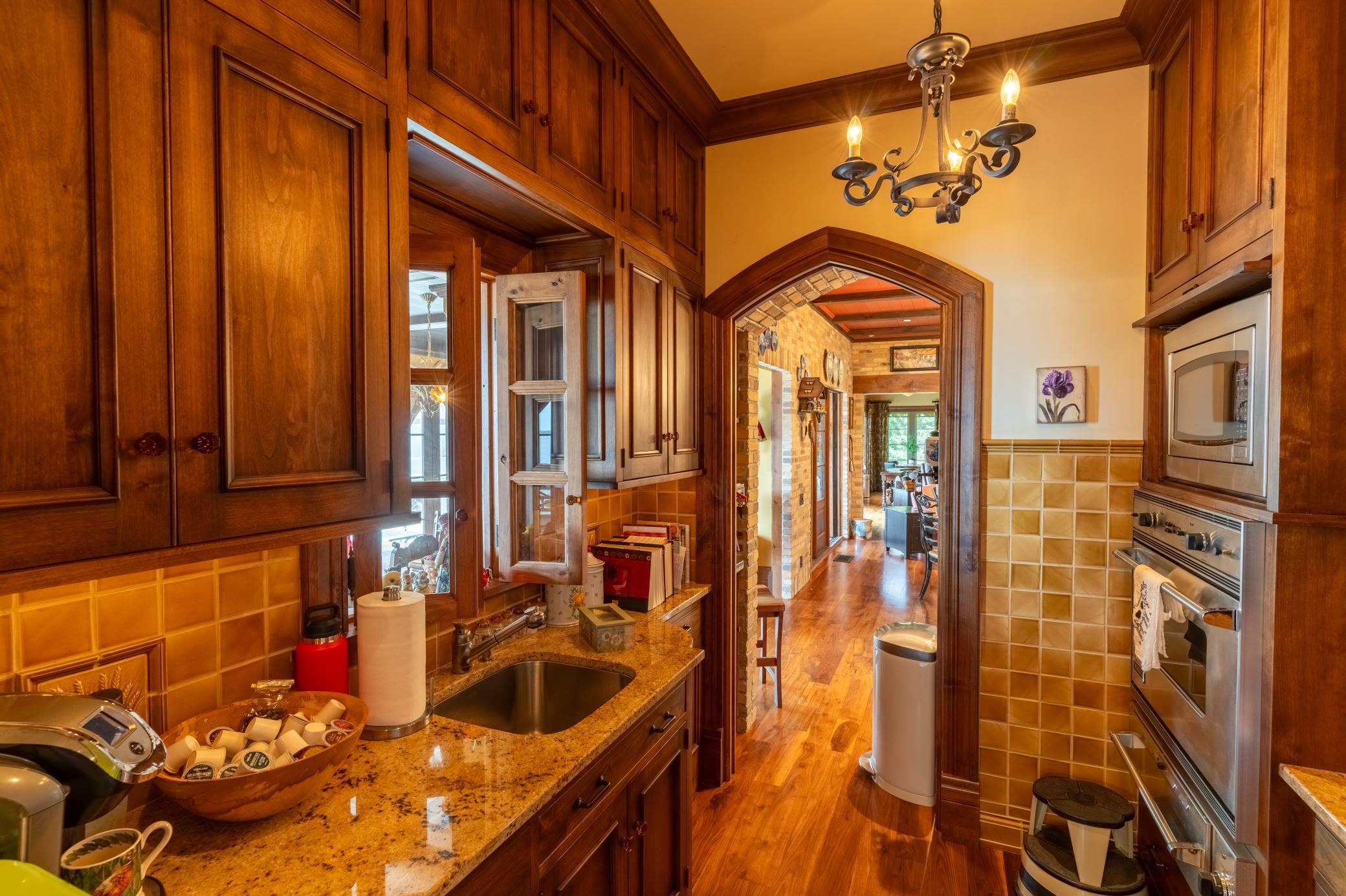 2005 single family home for sale at 45329 Red Pine Loop in Perham, MN — 6 bed, 8 bath (photo 43 of 114)