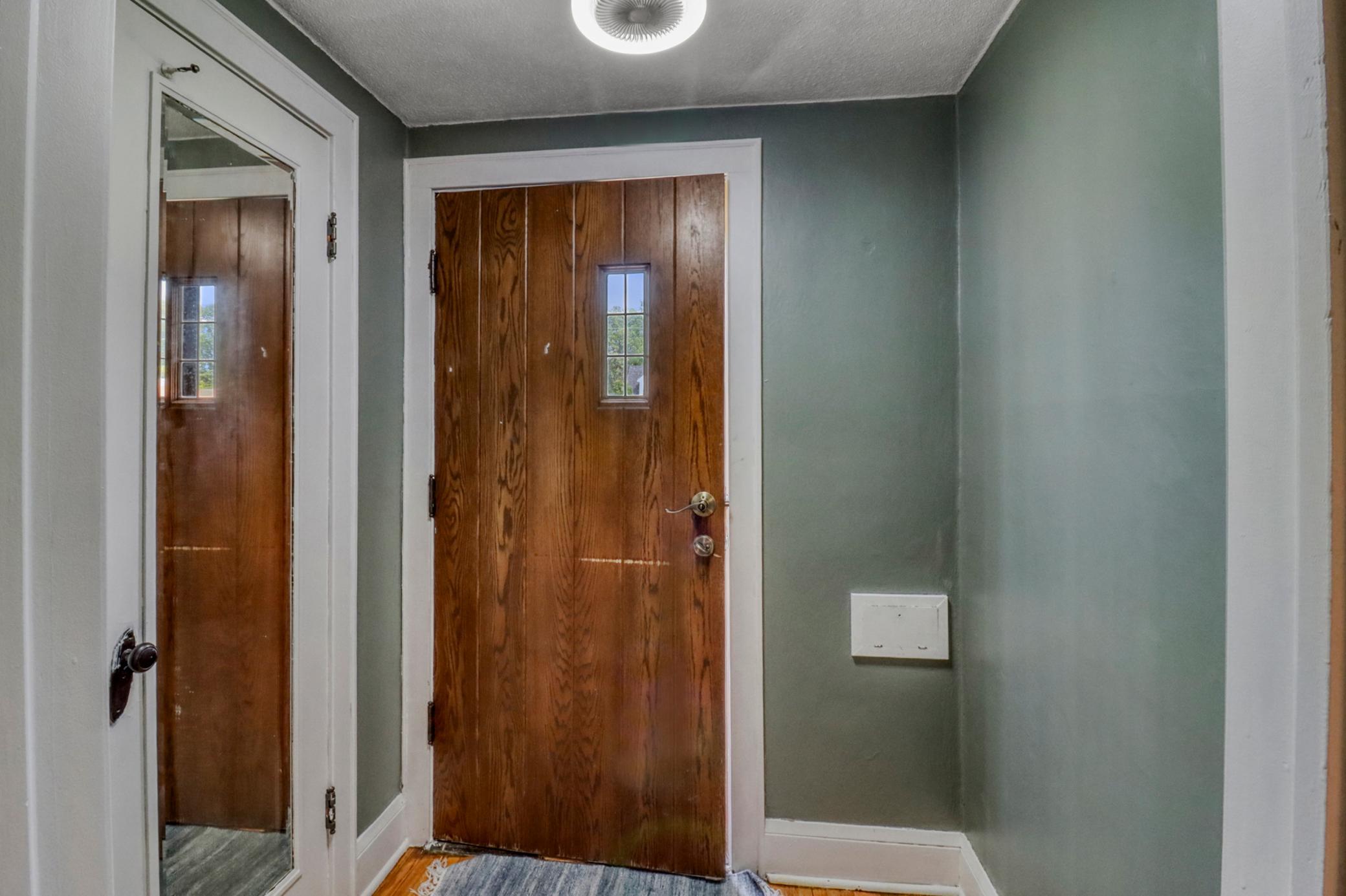 1939 single family home for sale at 331 Willow Street E in Detroit Lakes, MN — 3 bed, 3 bath (photo 3 of 43)