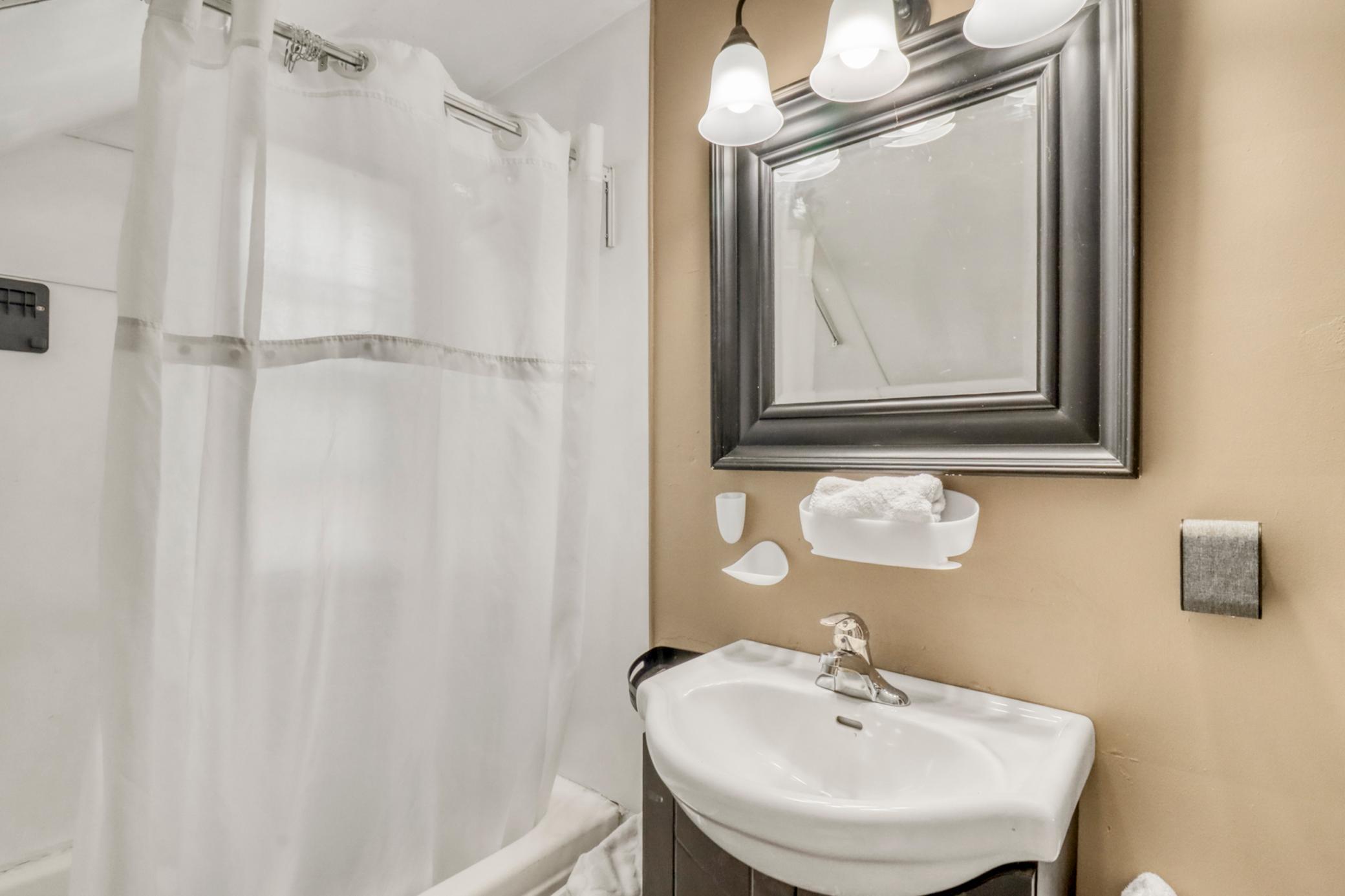 1939 single family home for sale at 331 Willow Street E in Detroit Lakes, MN — 3 bed, 3 bath (photo 32 of 43)