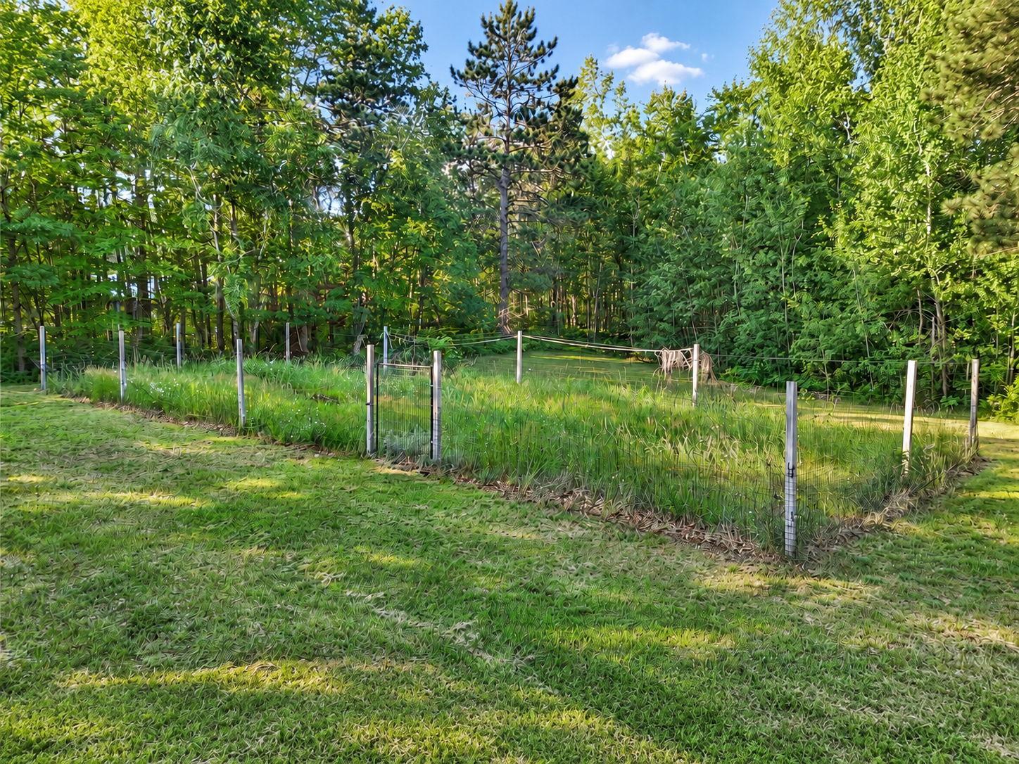 1996 single family home for sale at 4304 Alder Street NE in Bemidji, MN — 5 bed, 5 bath (photo 45 of 48)