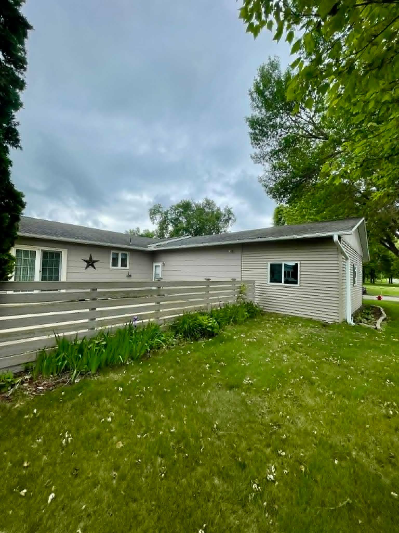 1006 10th Street SW, Wadena MN 56482 - Photo 5 of 58