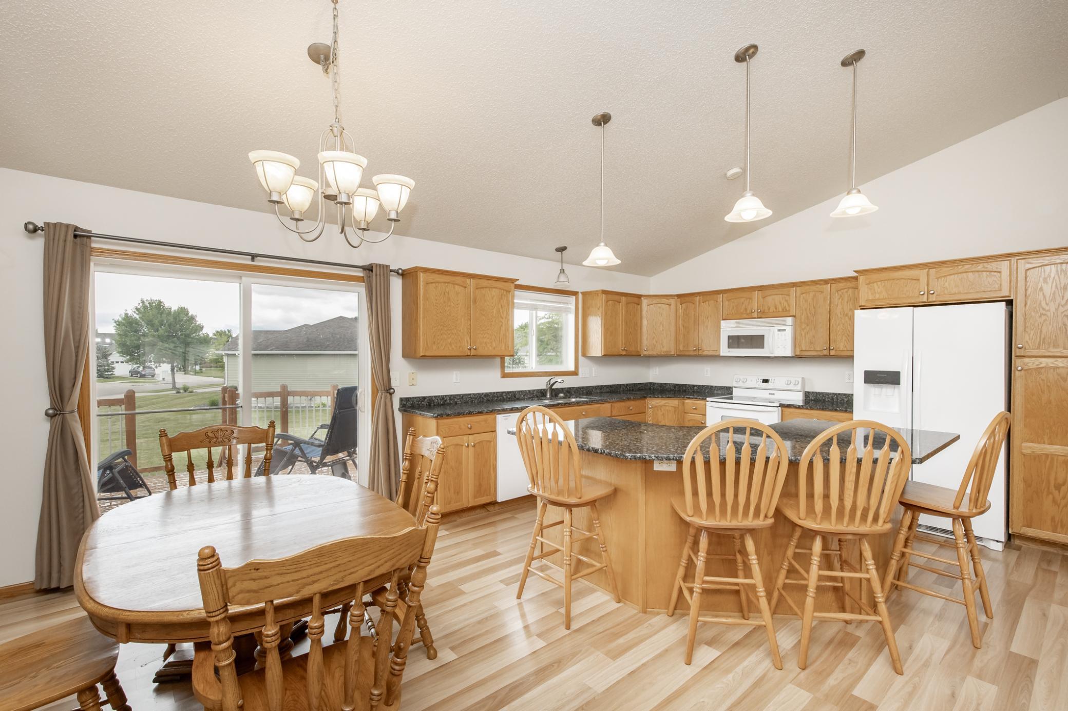 807 16th W Avenue, West Fargo ND 58078 - Photo 14 of 48