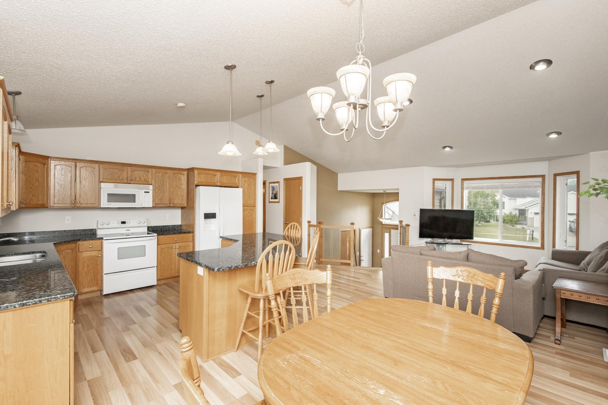 807 16th W Avenue, West Fargo ND 58078 - Photo 15 of 48
