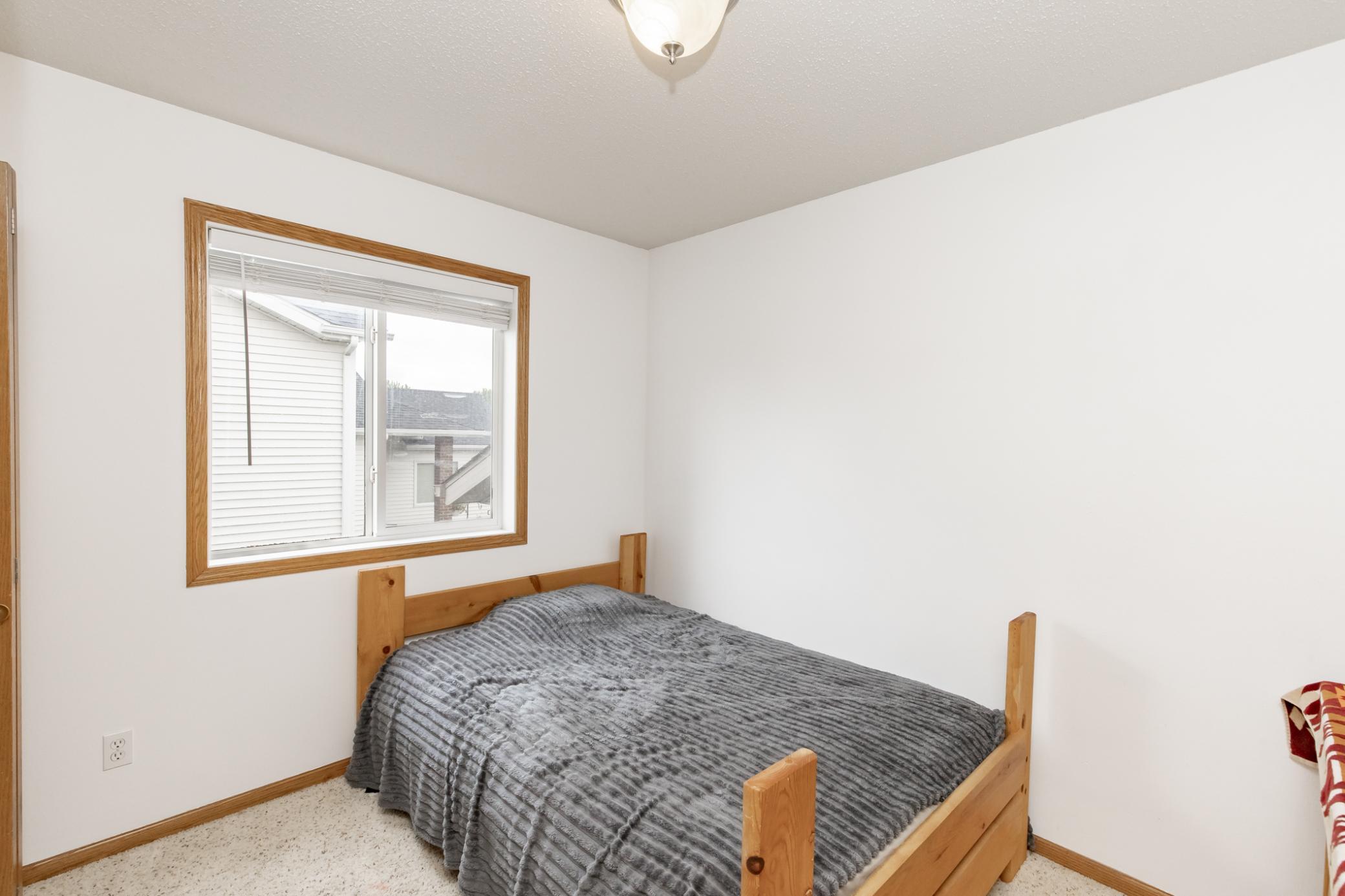 807 16th W Avenue, West Fargo ND 58078 - Photo 22 of 48