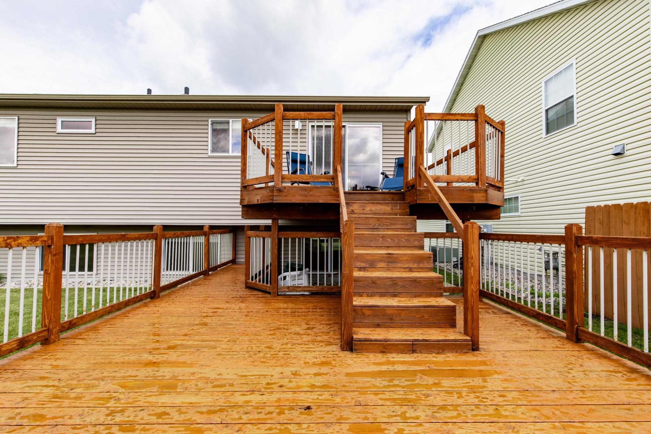 807 16th W Avenue, West Fargo ND 58078 - Photo 42 of 48