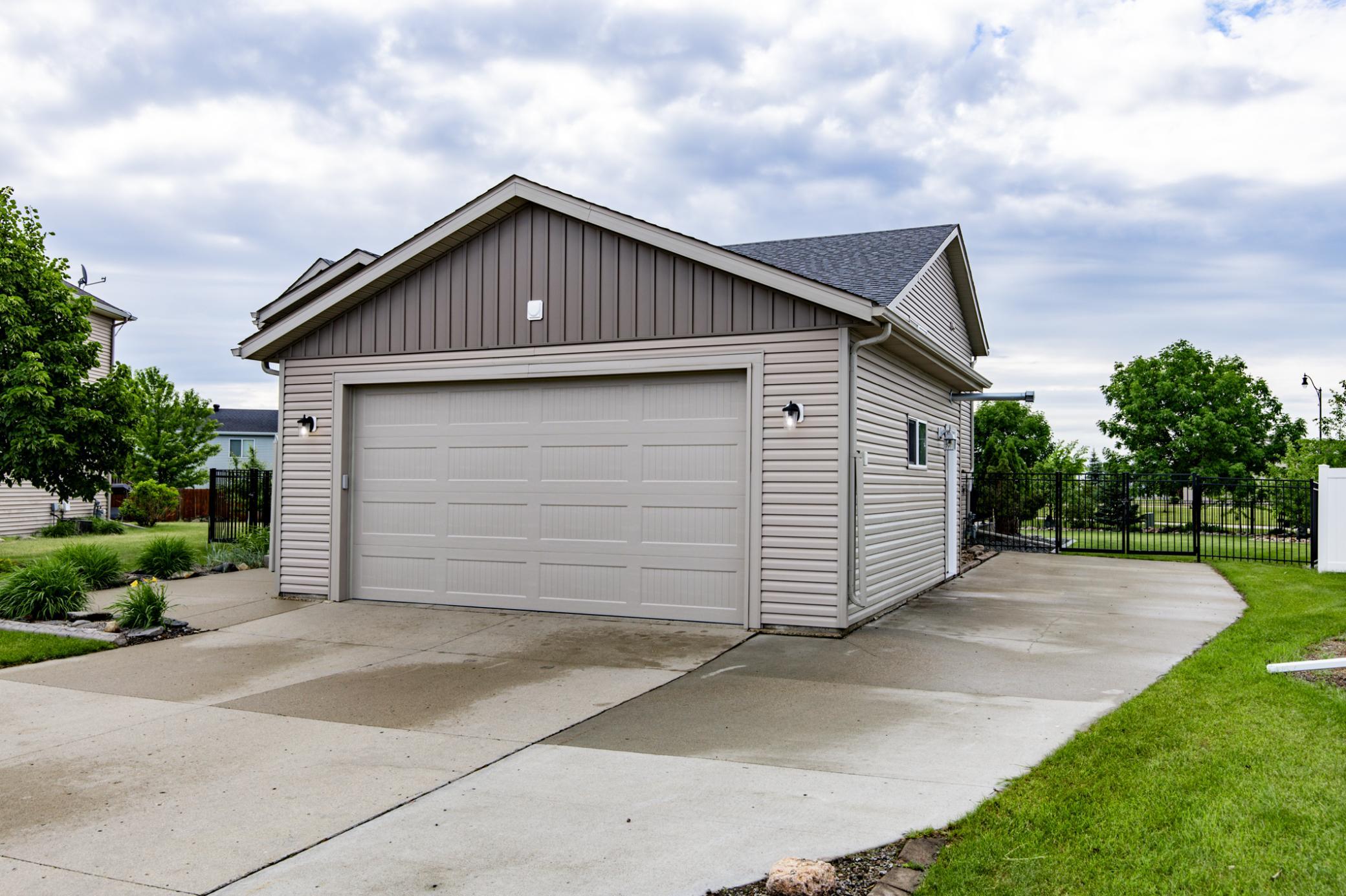 1237 Diversion Drive, West Fargo ND 58078 - Photo 3 of 53