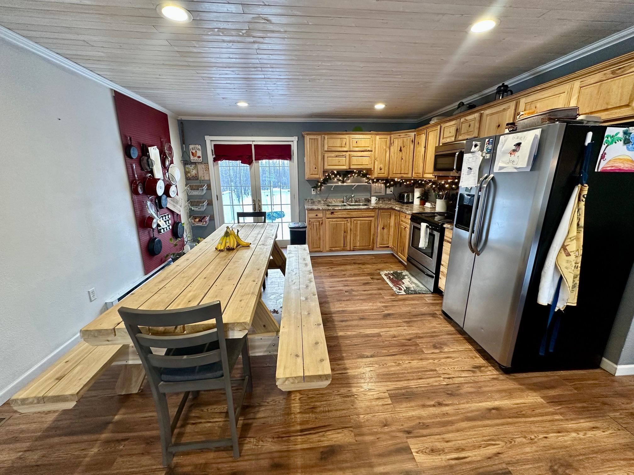 40251 State Highway 313, Warroad MN 56763 - Photo 6 of 15