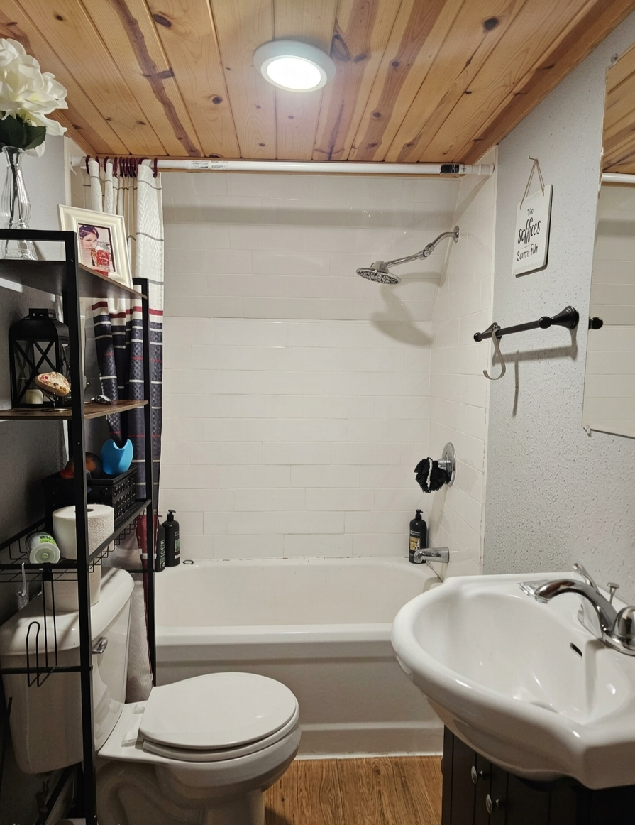1888 duplex for sale at 1020 Rosewood Street in Brainerd, MN — 4 bed, 2 bath (photo 13 of 15)