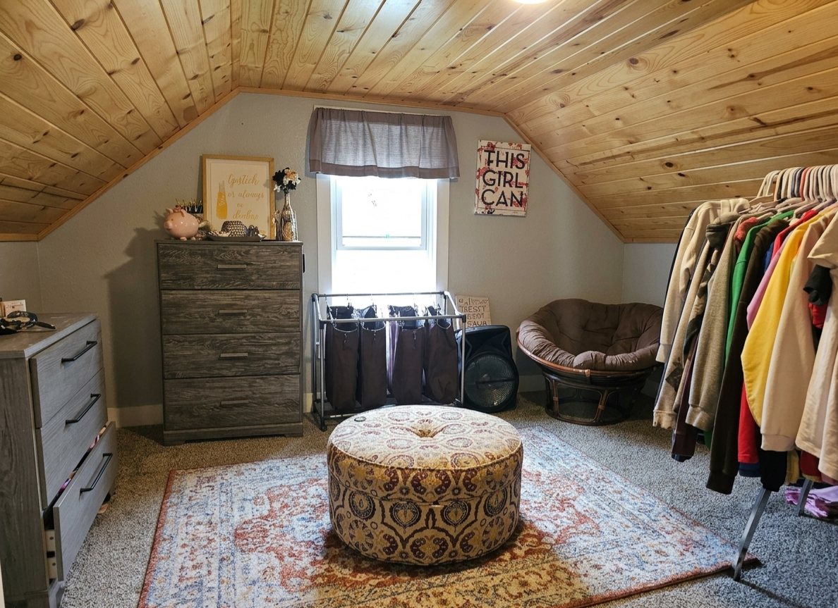 1888 duplex for sale at 1020 Rosewood Street in Brainerd, MN — 4 bed, 2 bath (photo 14 of 15)