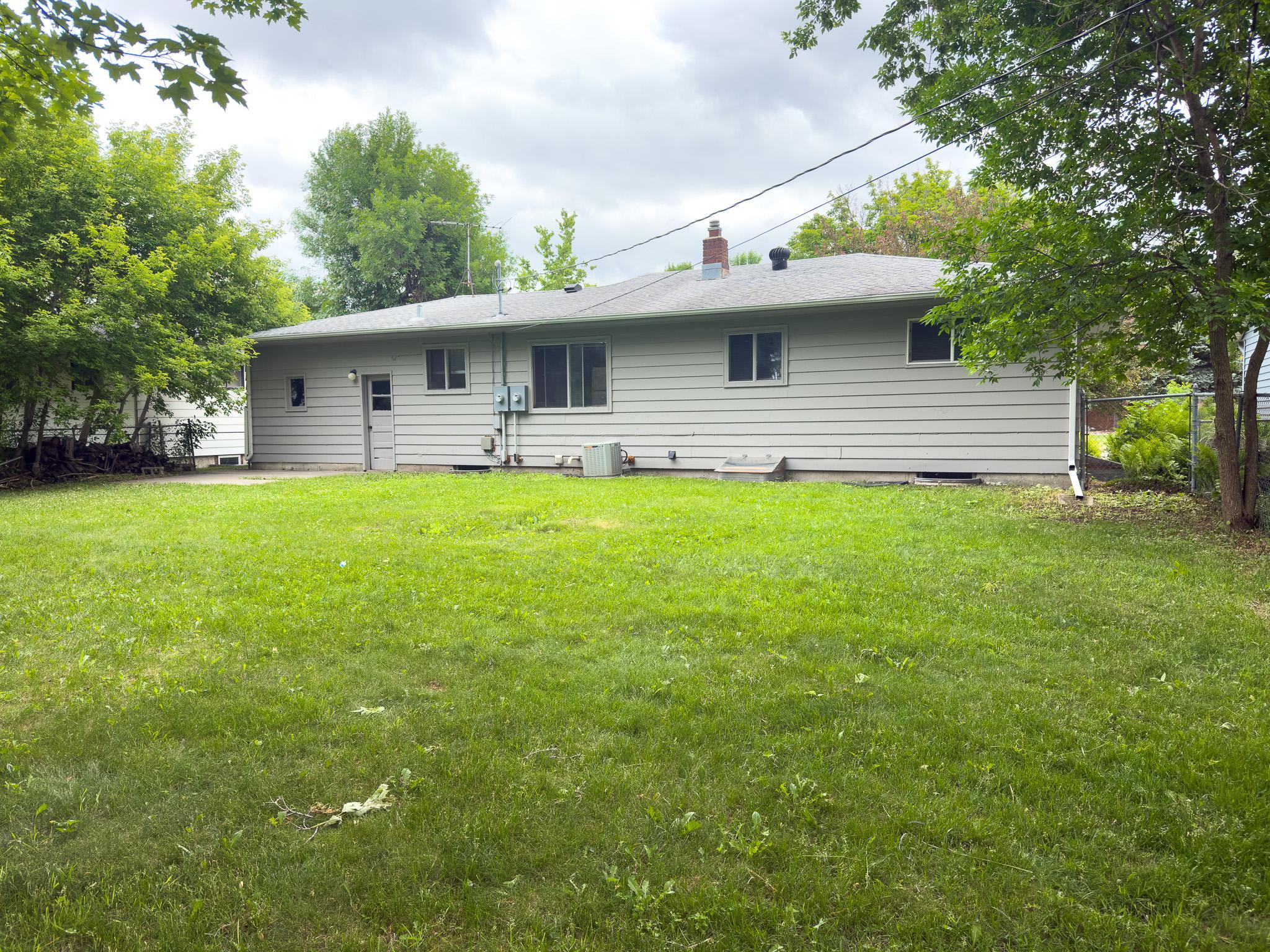 1107 17th S Street, Moorhead MN 56560 - Photo 14 of 15