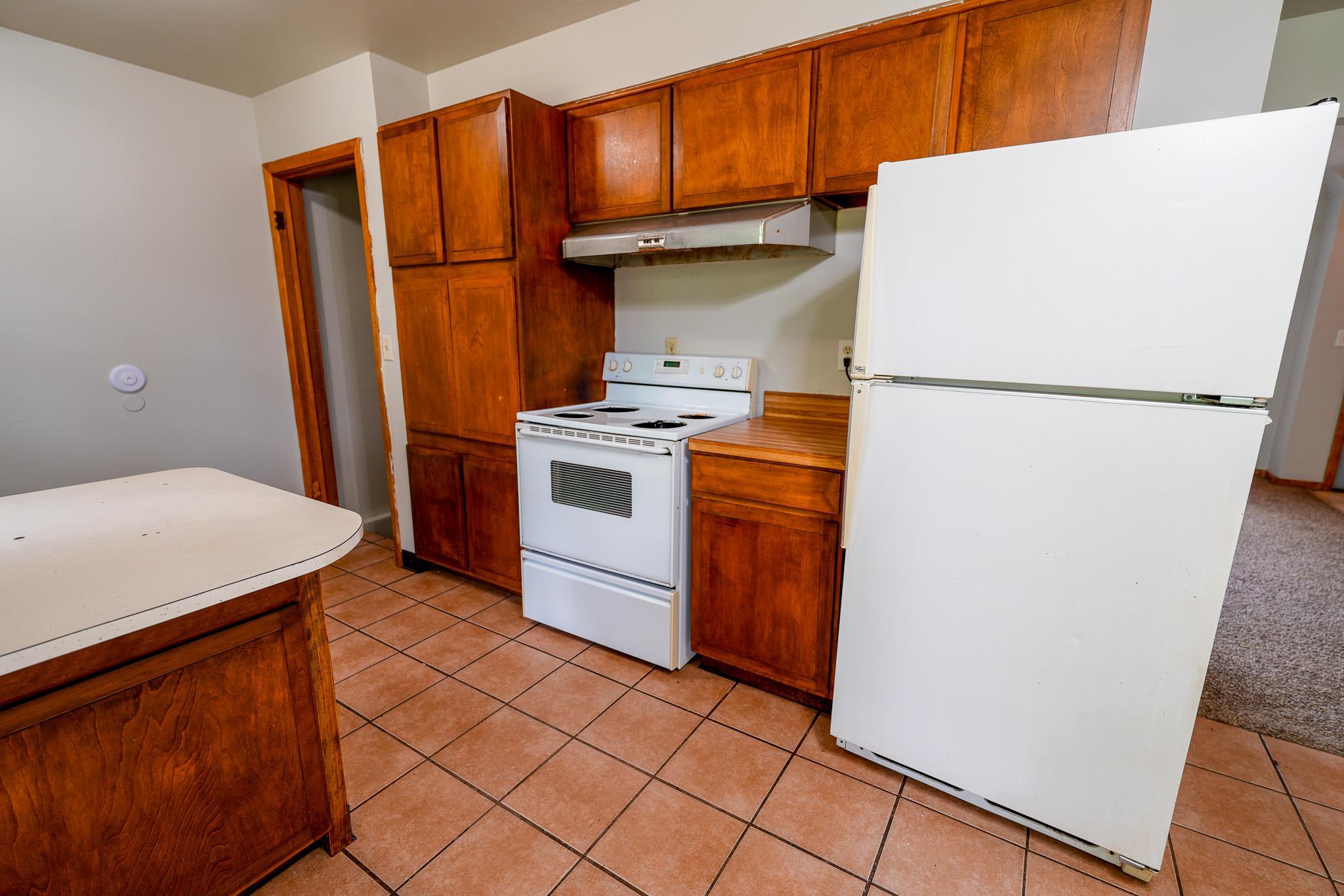 1961 single family home for sale at 1107 17th Street S in Moorhead, MN — 5 bed, 2 bath (photo 13 of 28)