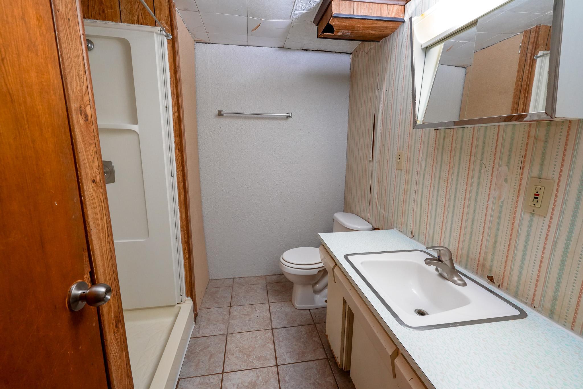 1961 single family home for sale at 1107 17th Street S in Moorhead, MN — 5 bed, 2 bath (photo 16 of 28)