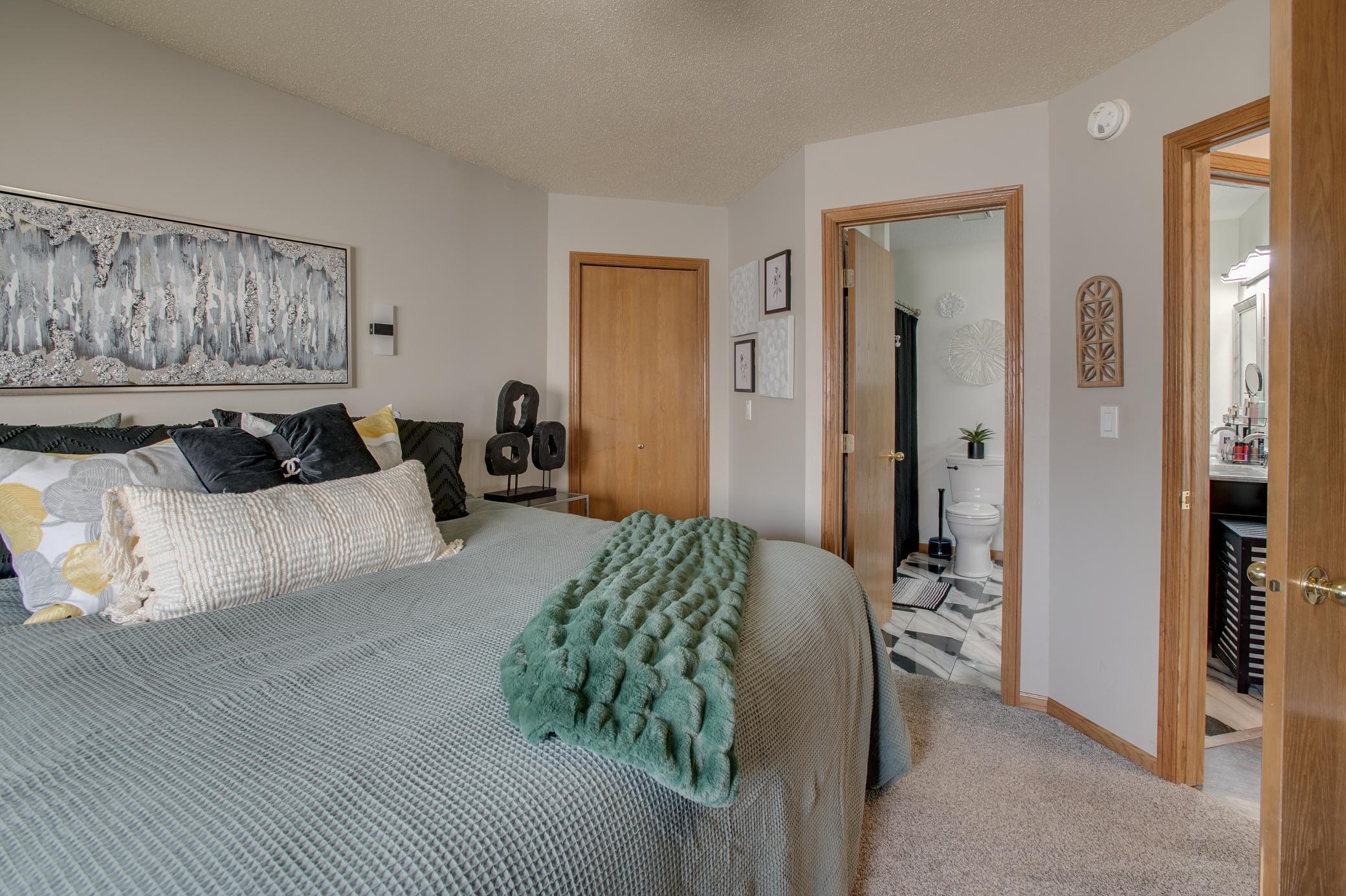 3260 35th S Avenue, Fargo ND 58104 - Photo 18 of 41