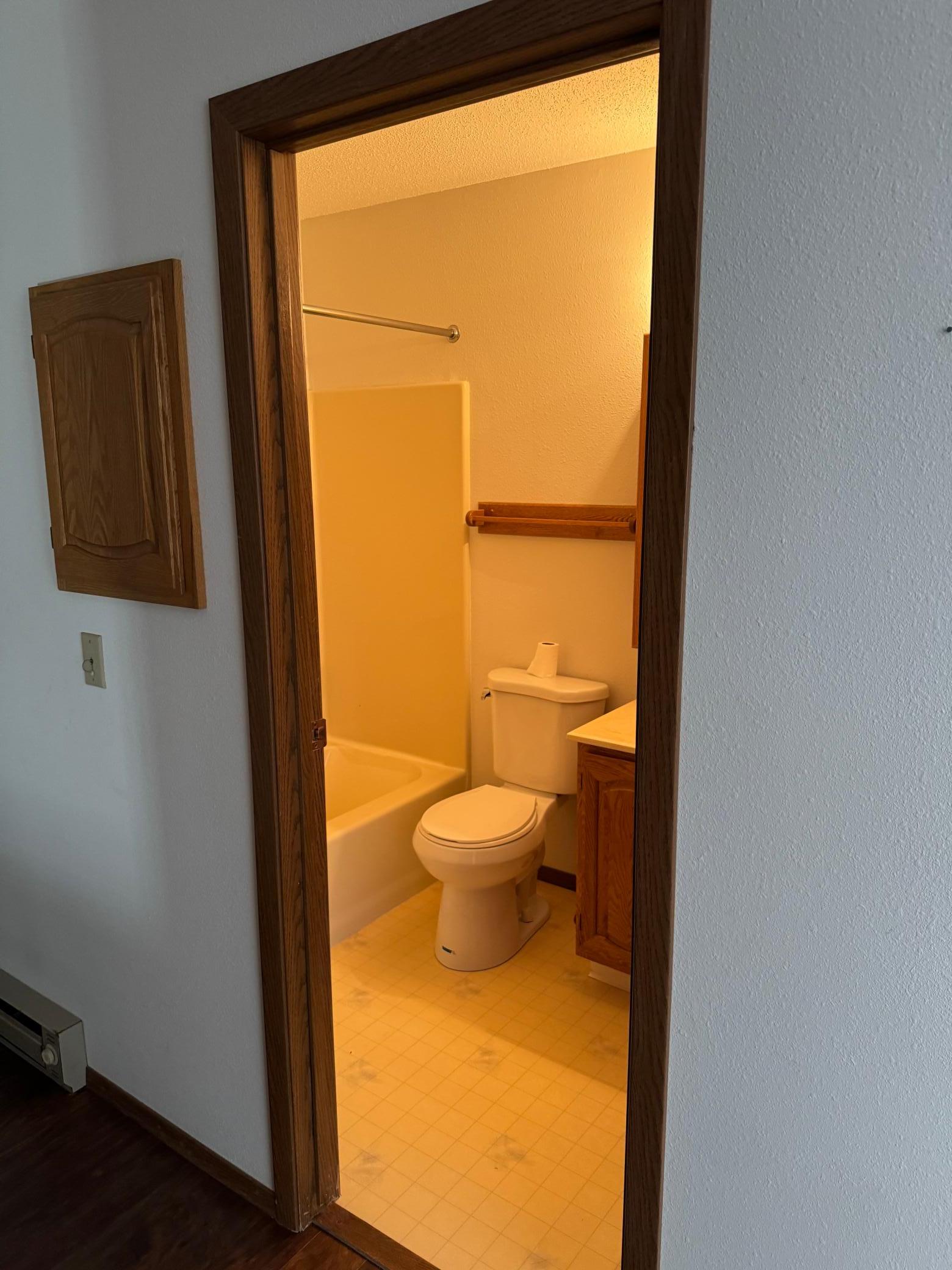 3309 15th S Avenue, Unit D, Fargo ND 58103 - Photo 13 of 21