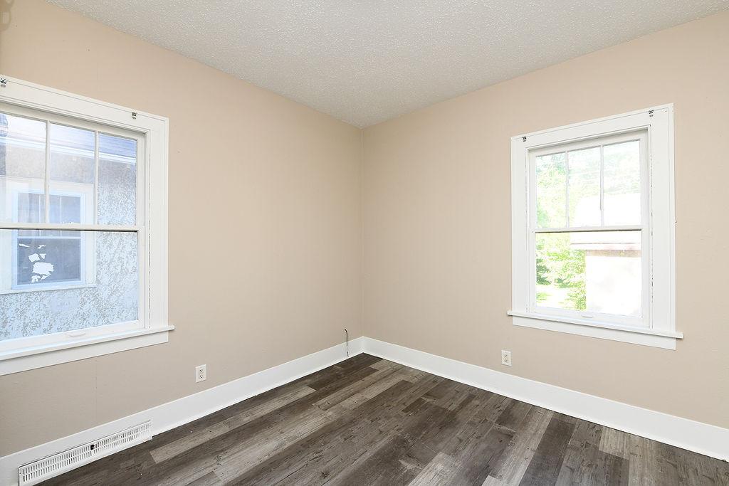 901 5th S Street, Moorhead MN 56560 - Photo 7 of 31