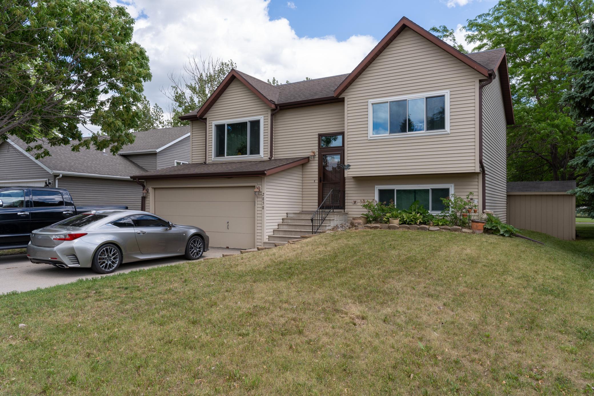 2858 26th Street S Circle, Moorhead MN 56560 - Photo 2 of 45